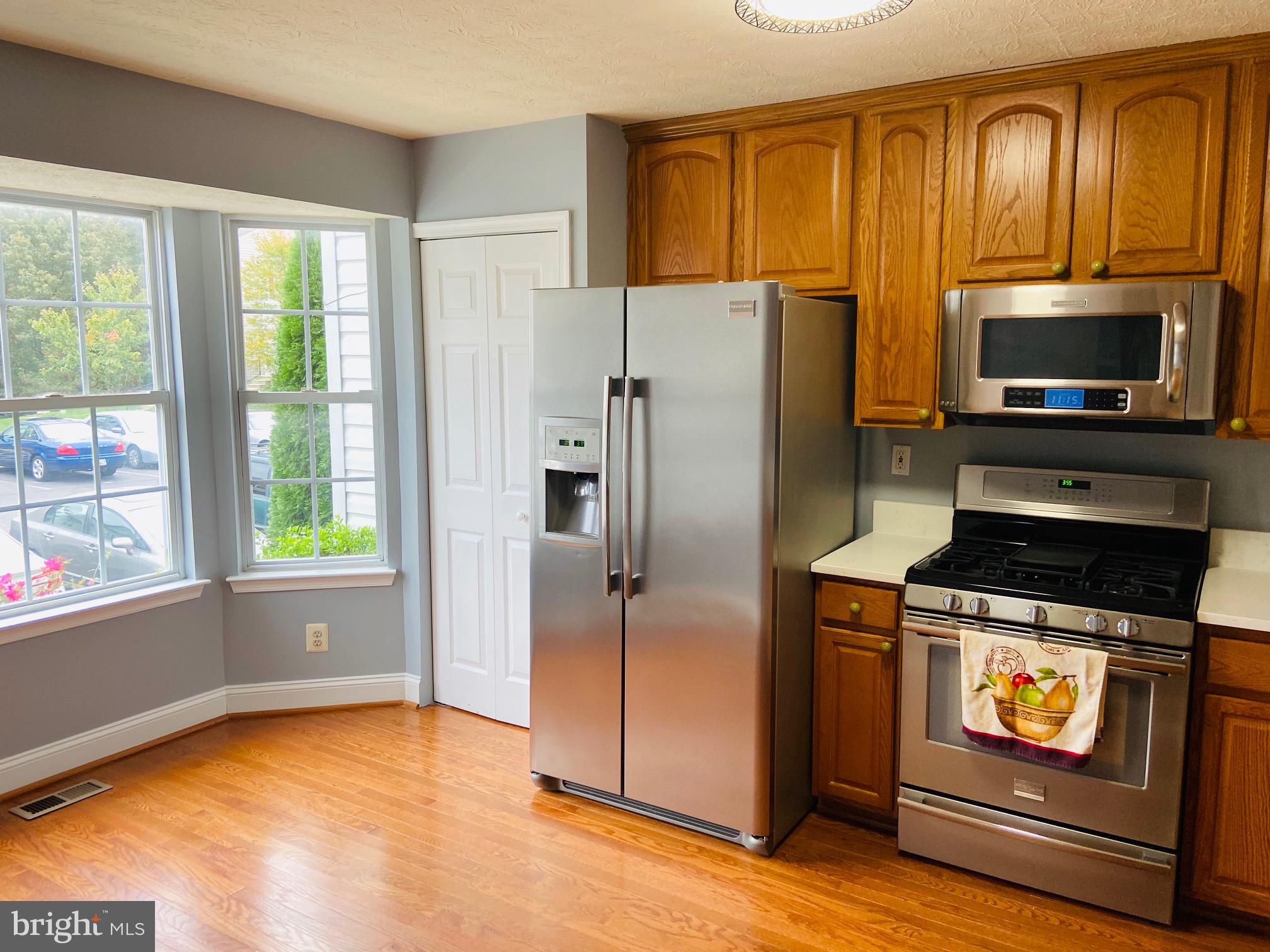 CARRIAGE PINES/LAKE VILL - Residential