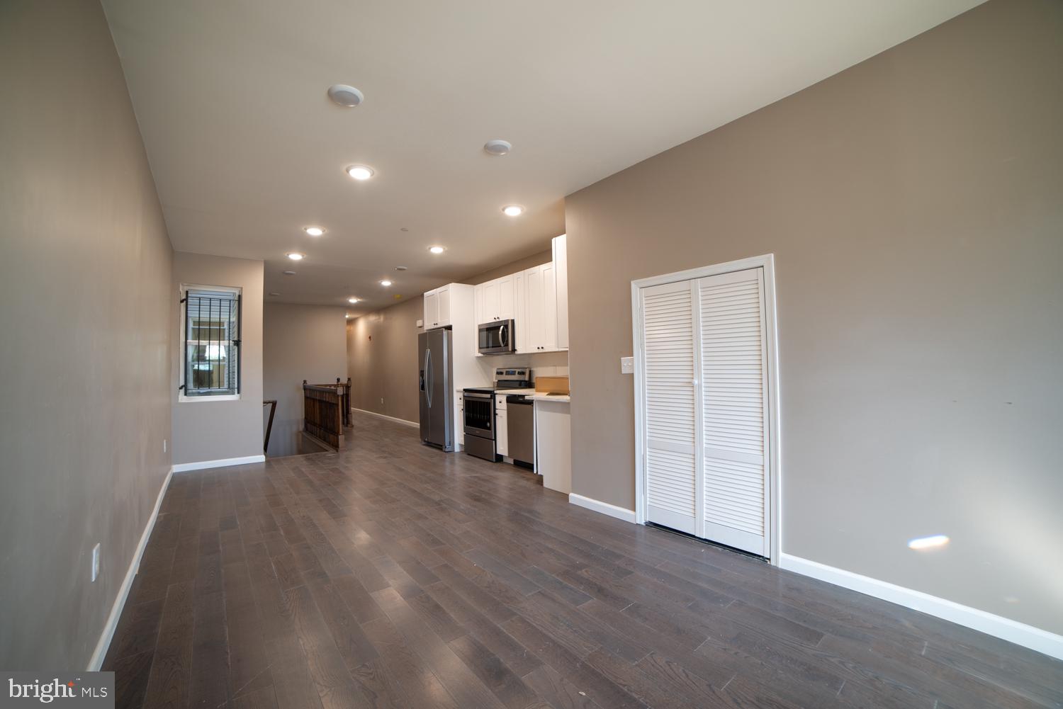 TEMPLE UNIVERSITY - Residential Lease