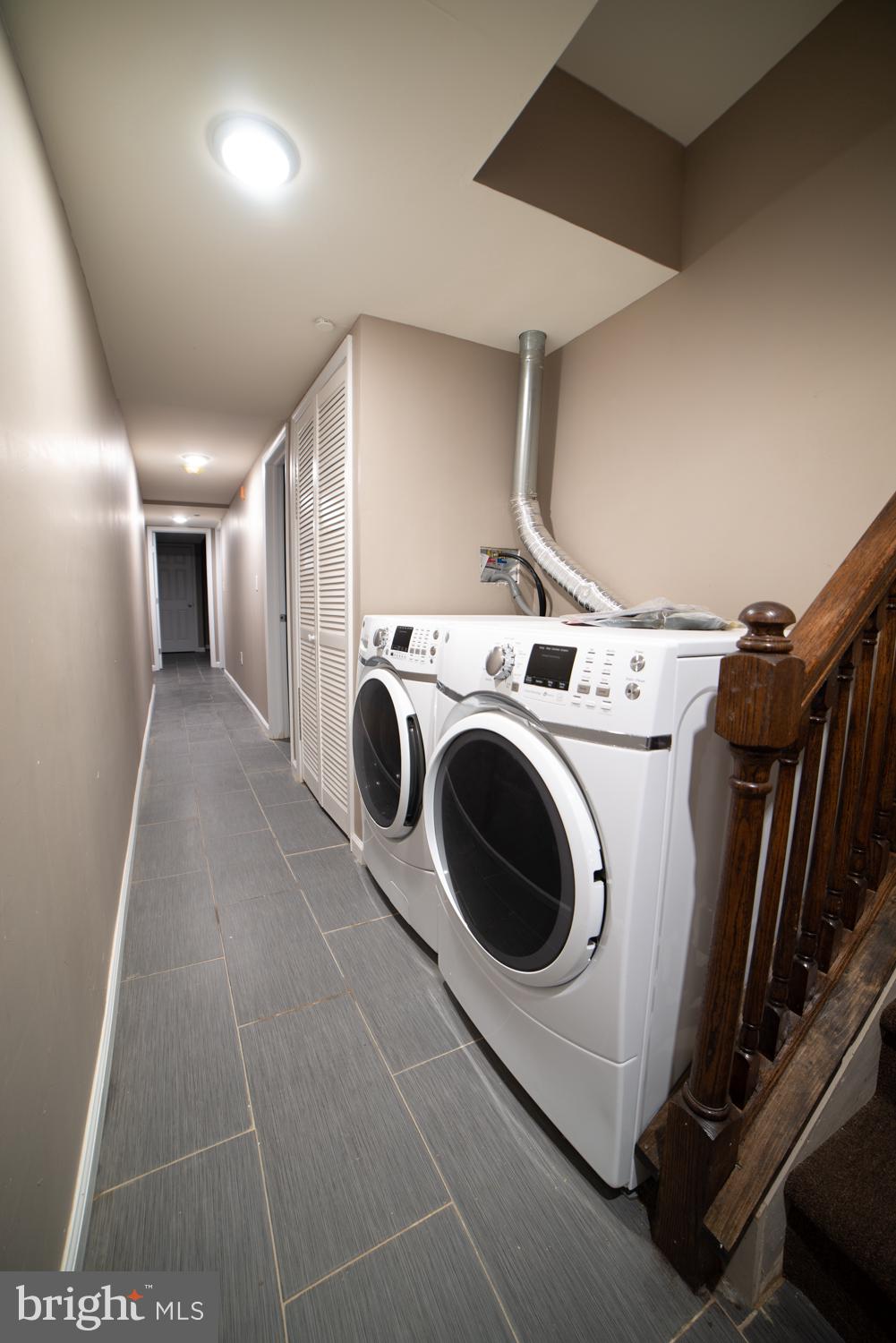 TEMPLE UNIVERSITY - Residential Lease