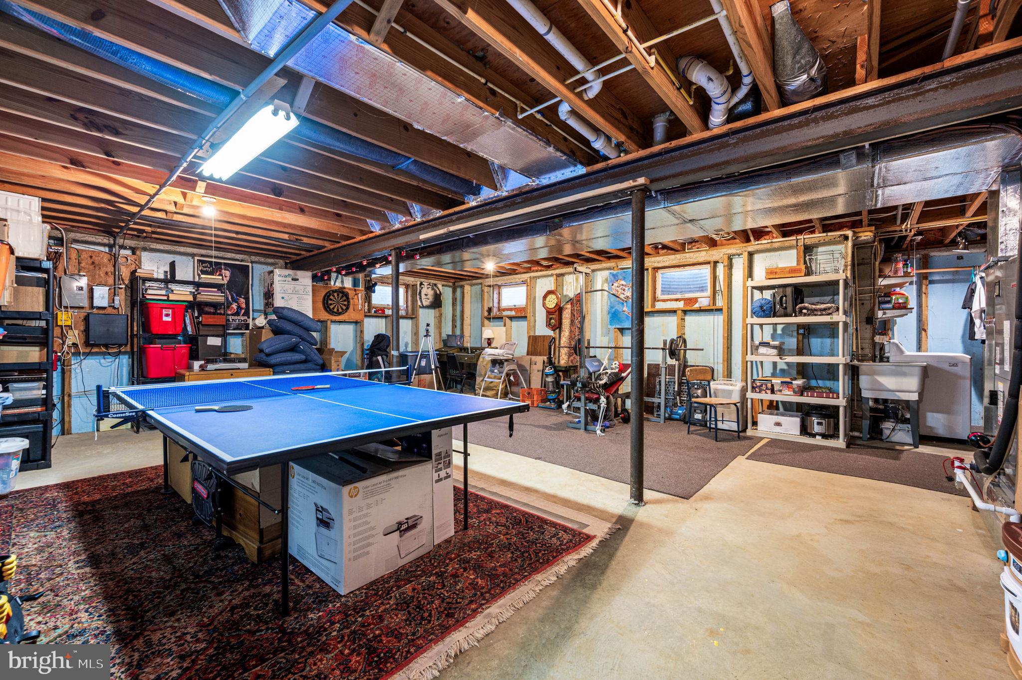 HILLS OVER PRATTS - Residential