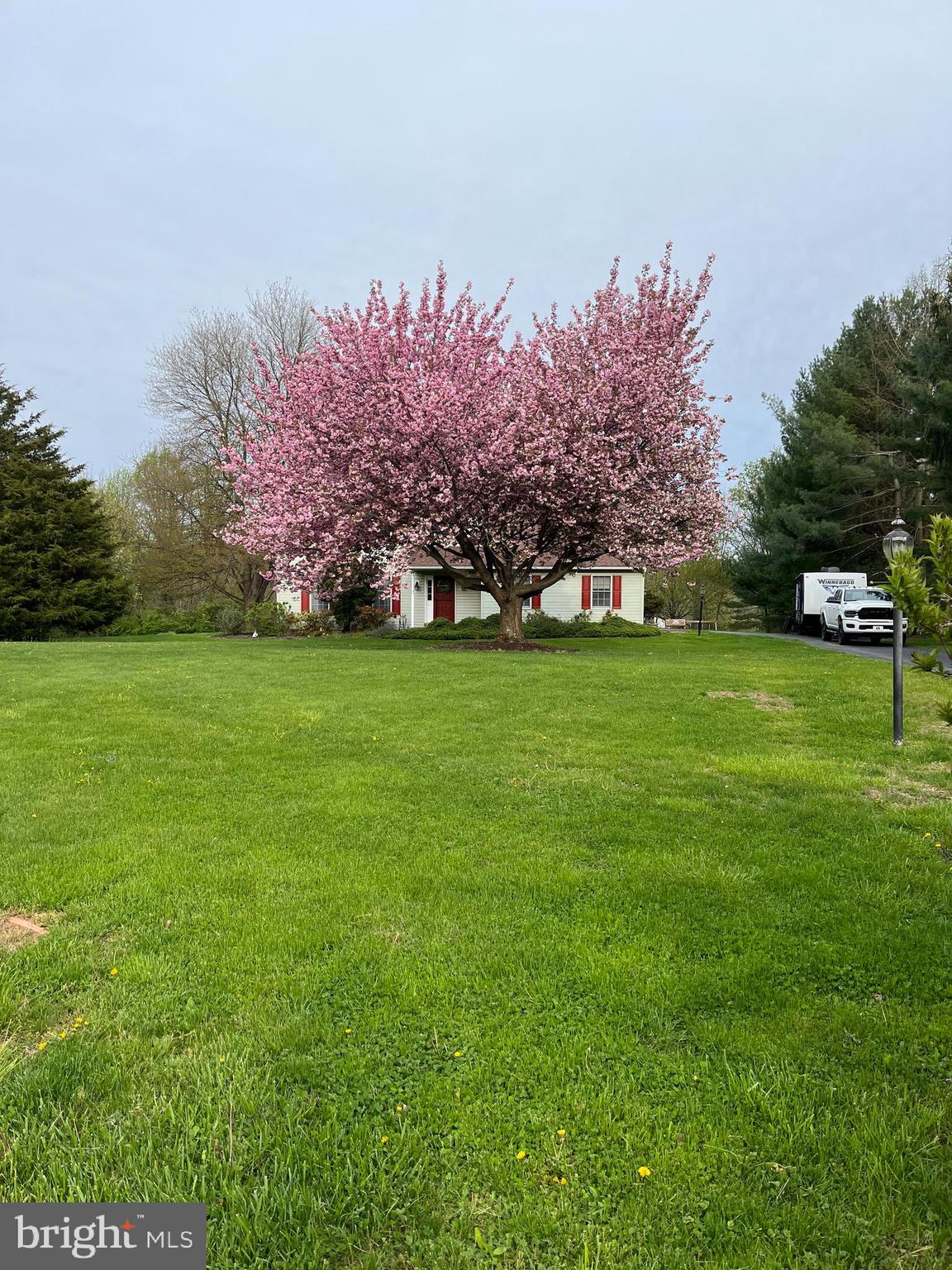 HILLS OVER PRATTS - Residential