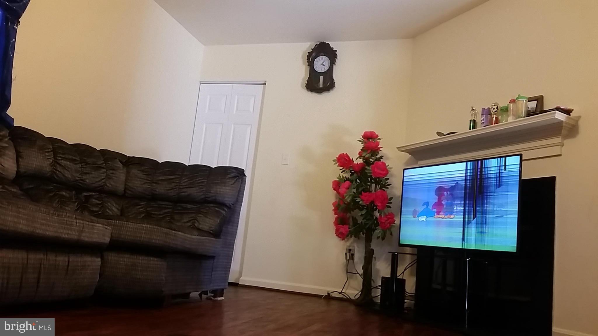 NOTTINGHAM VILLAGE - Residential