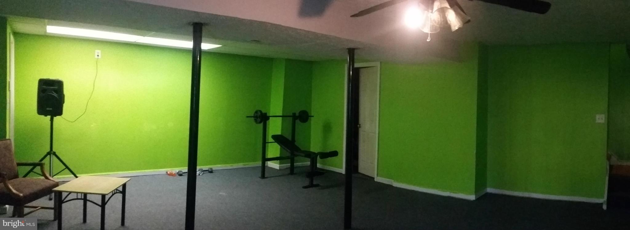 NOTTINGHAM VILLAGE - Residential