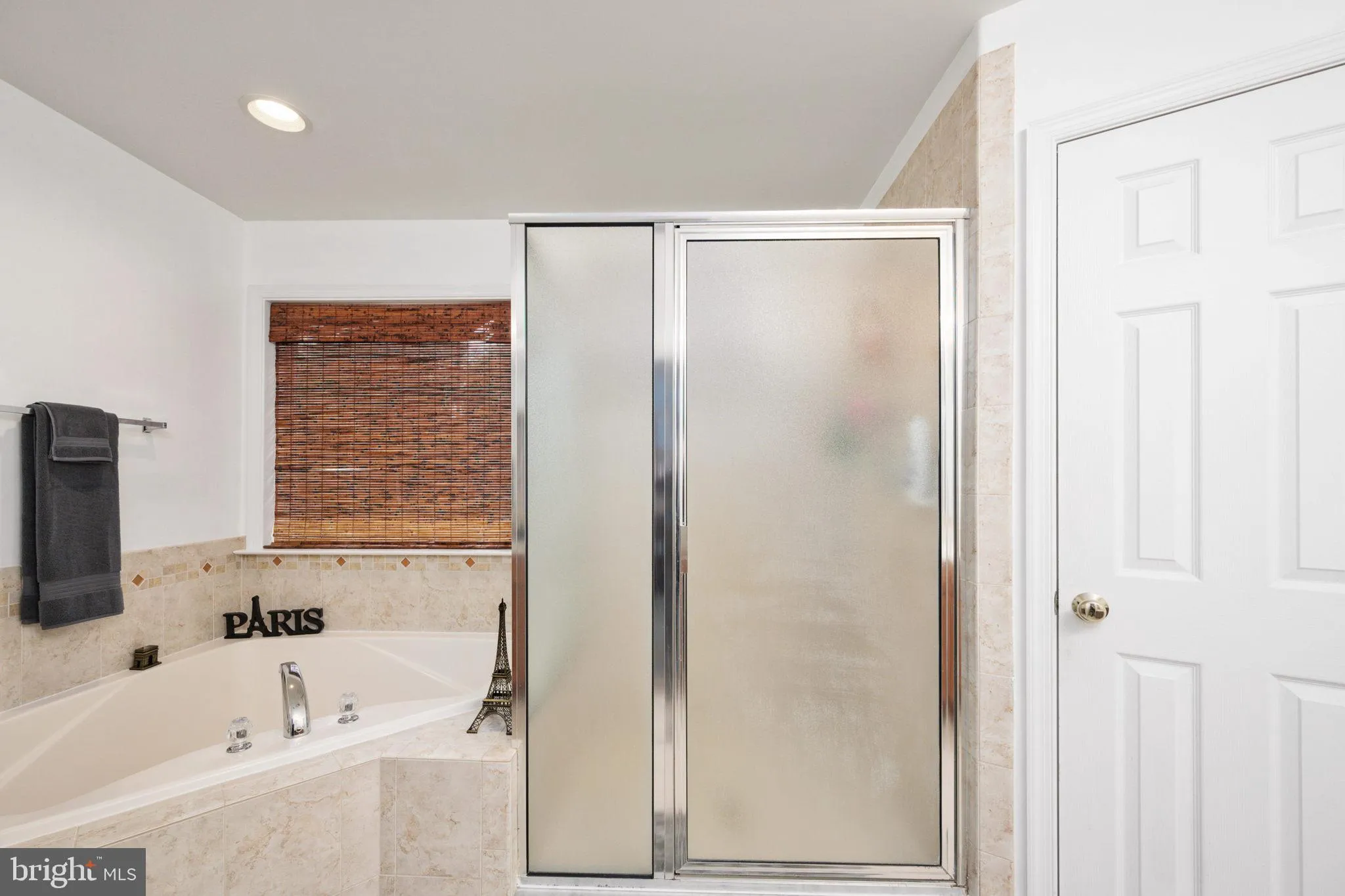 Stafford, Virginia 22554, United States, 6 Bedrooms Bedrooms, ,5 BathroomsBathrooms,Residential,Active,145553