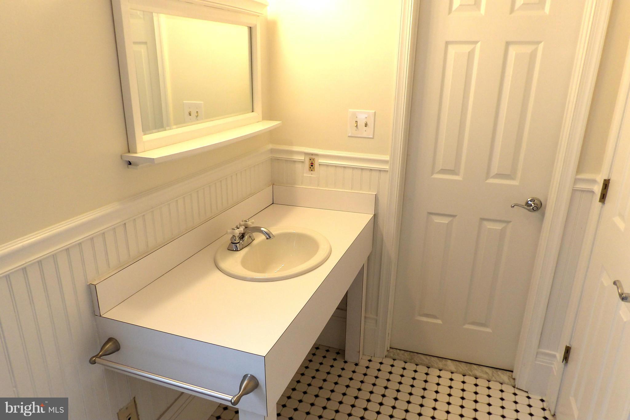 CANTON - Residential Lease