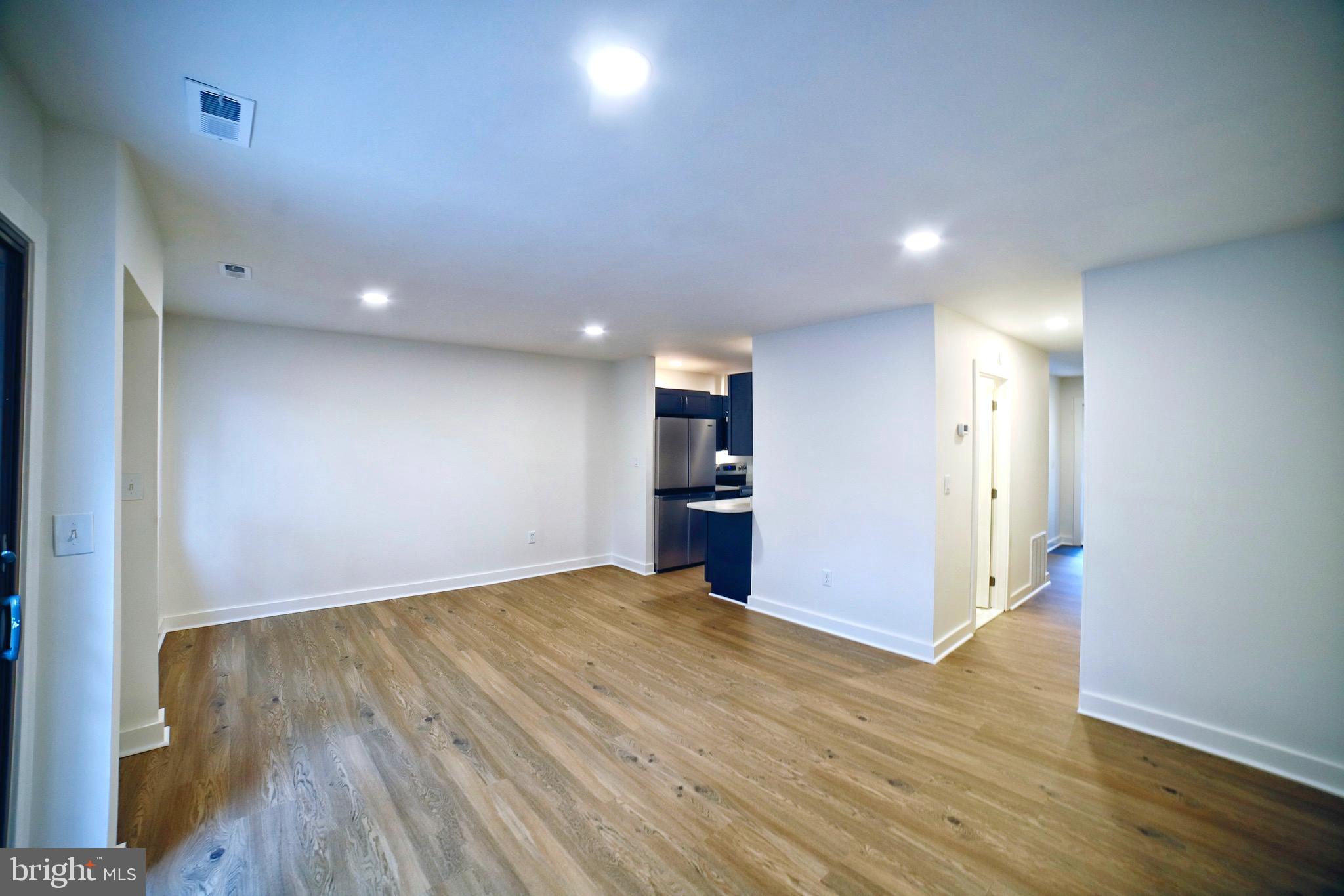 CEDAR RIDGE - Residential