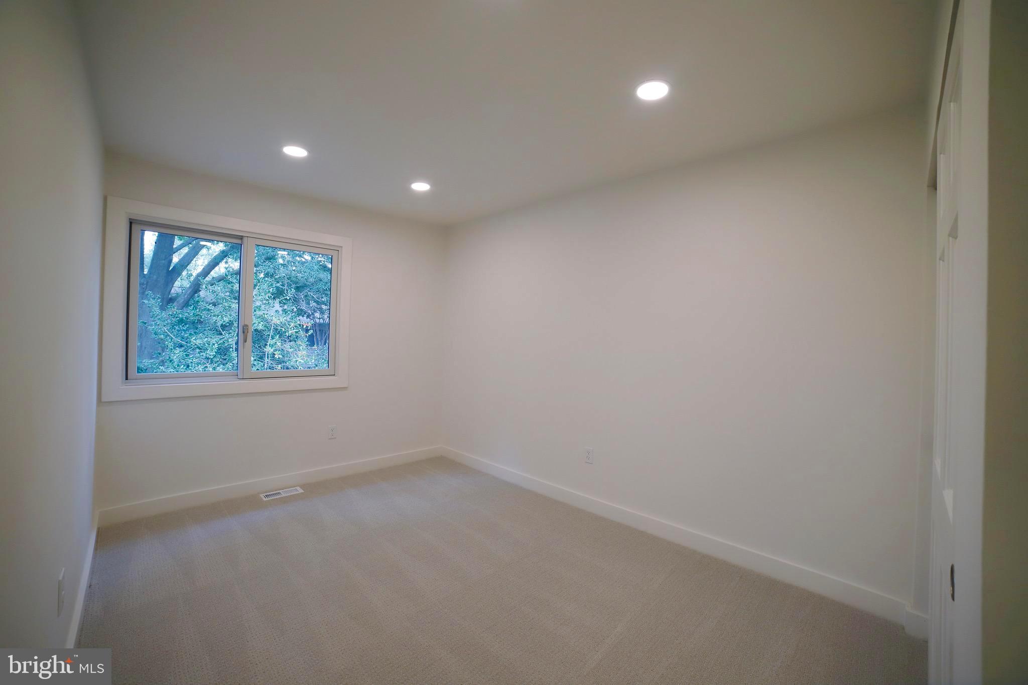 CEDAR RIDGE - Residential