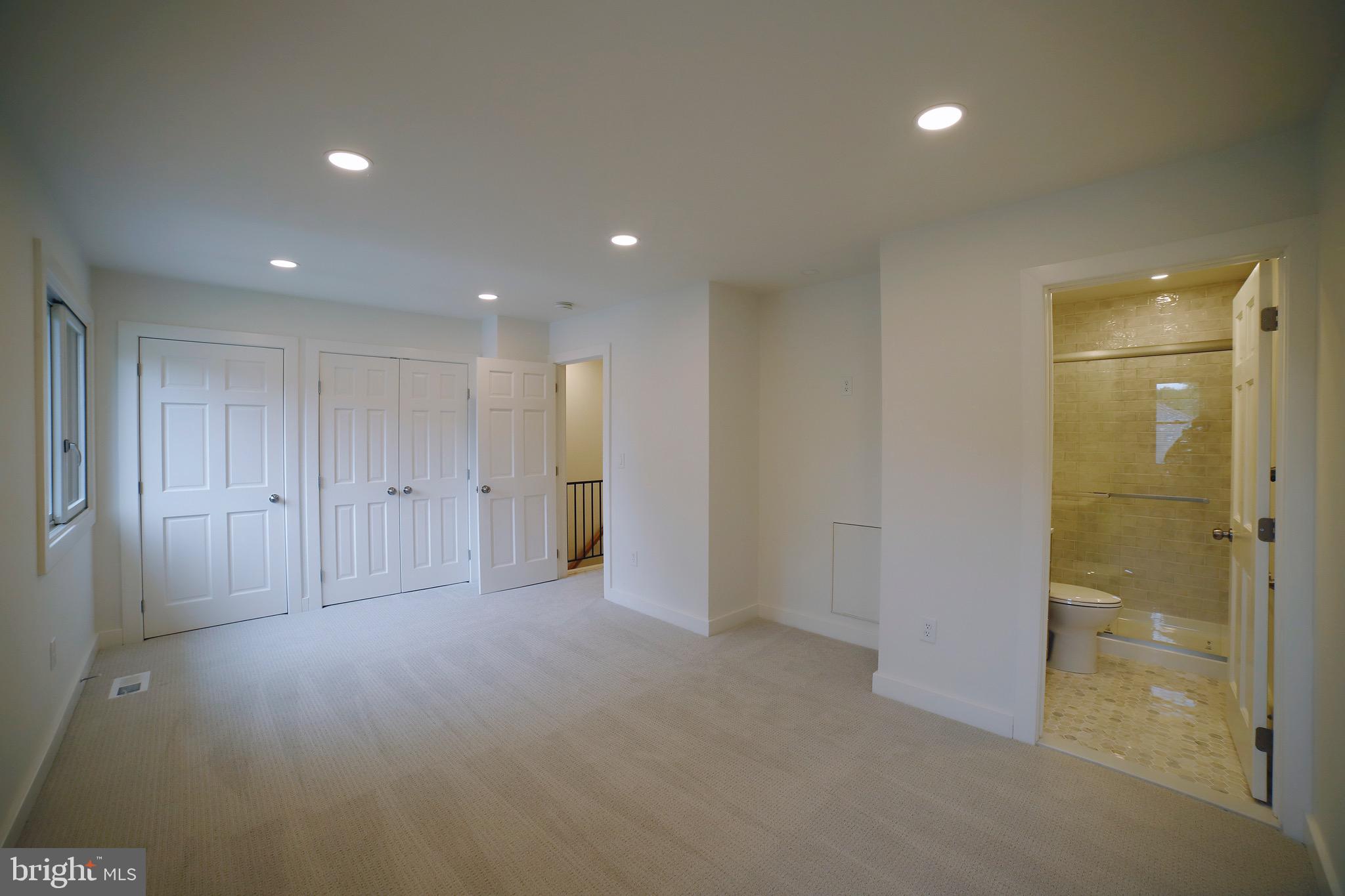 CEDAR RIDGE - Residential