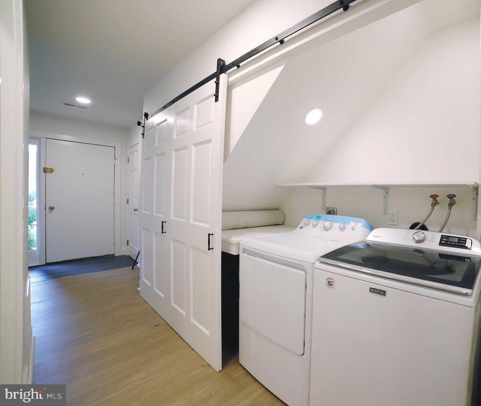 CEDAR RIDGE - Residential