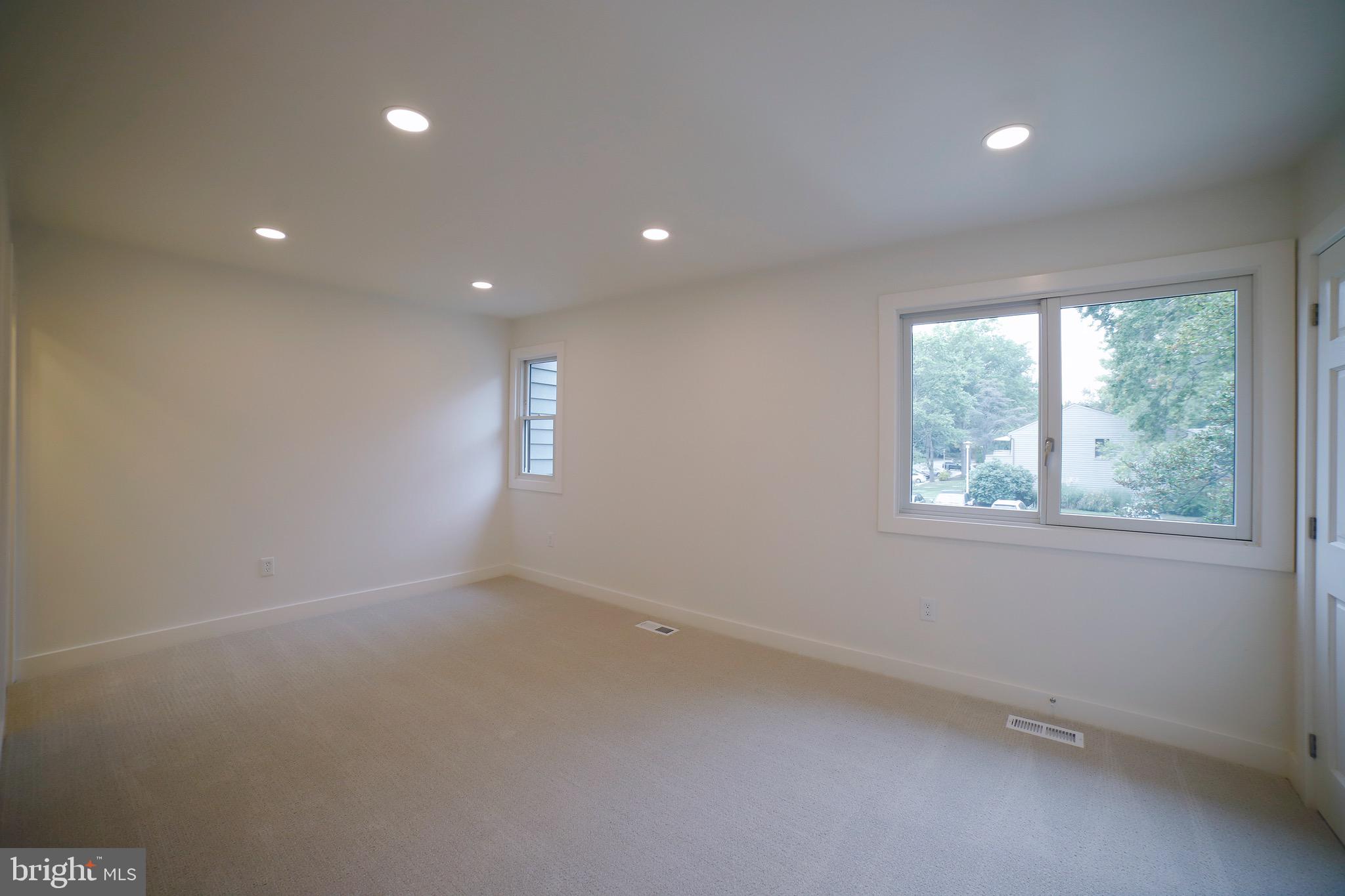 CEDAR RIDGE - Residential