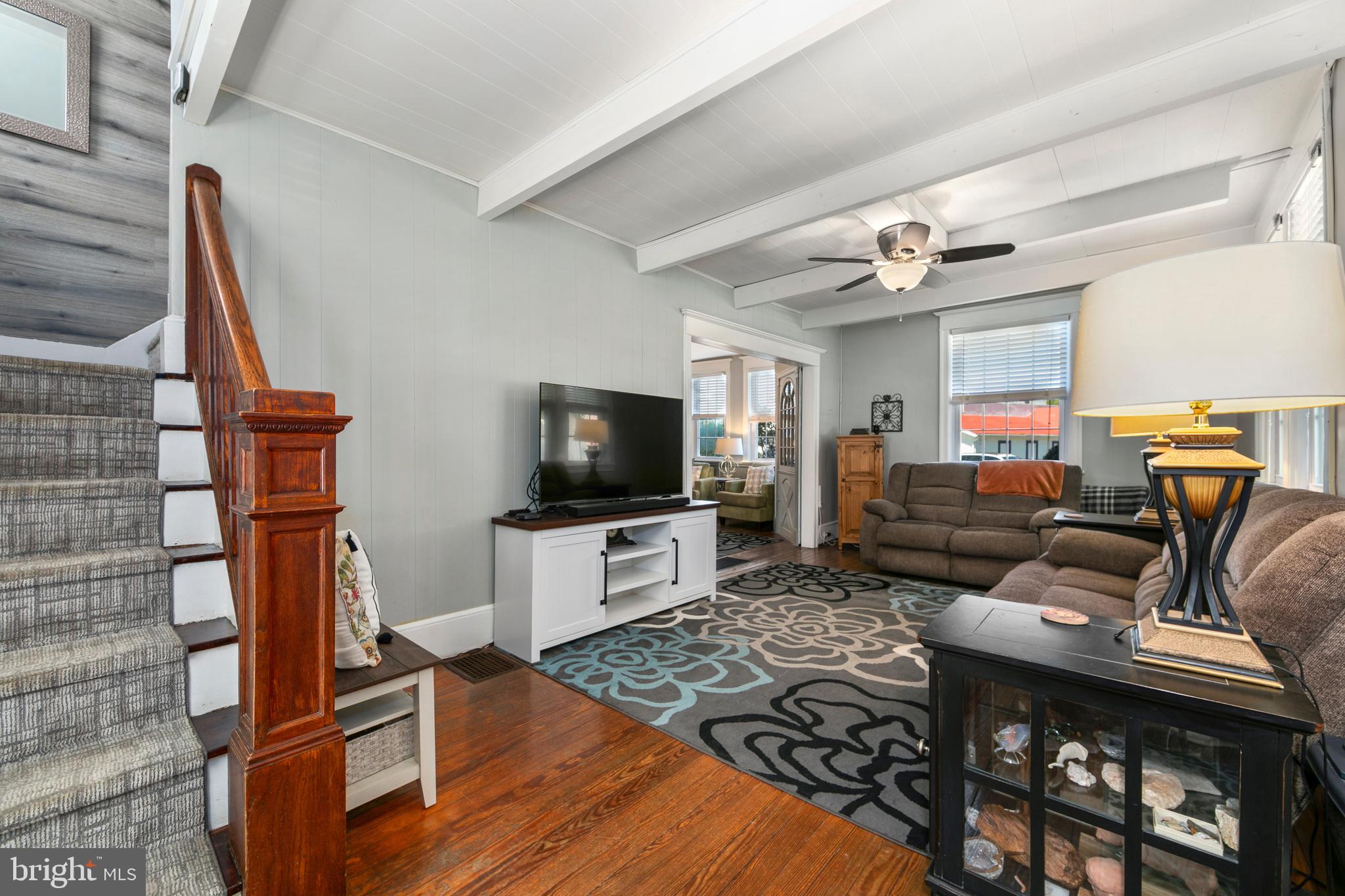 10 S LENOLA ROAD