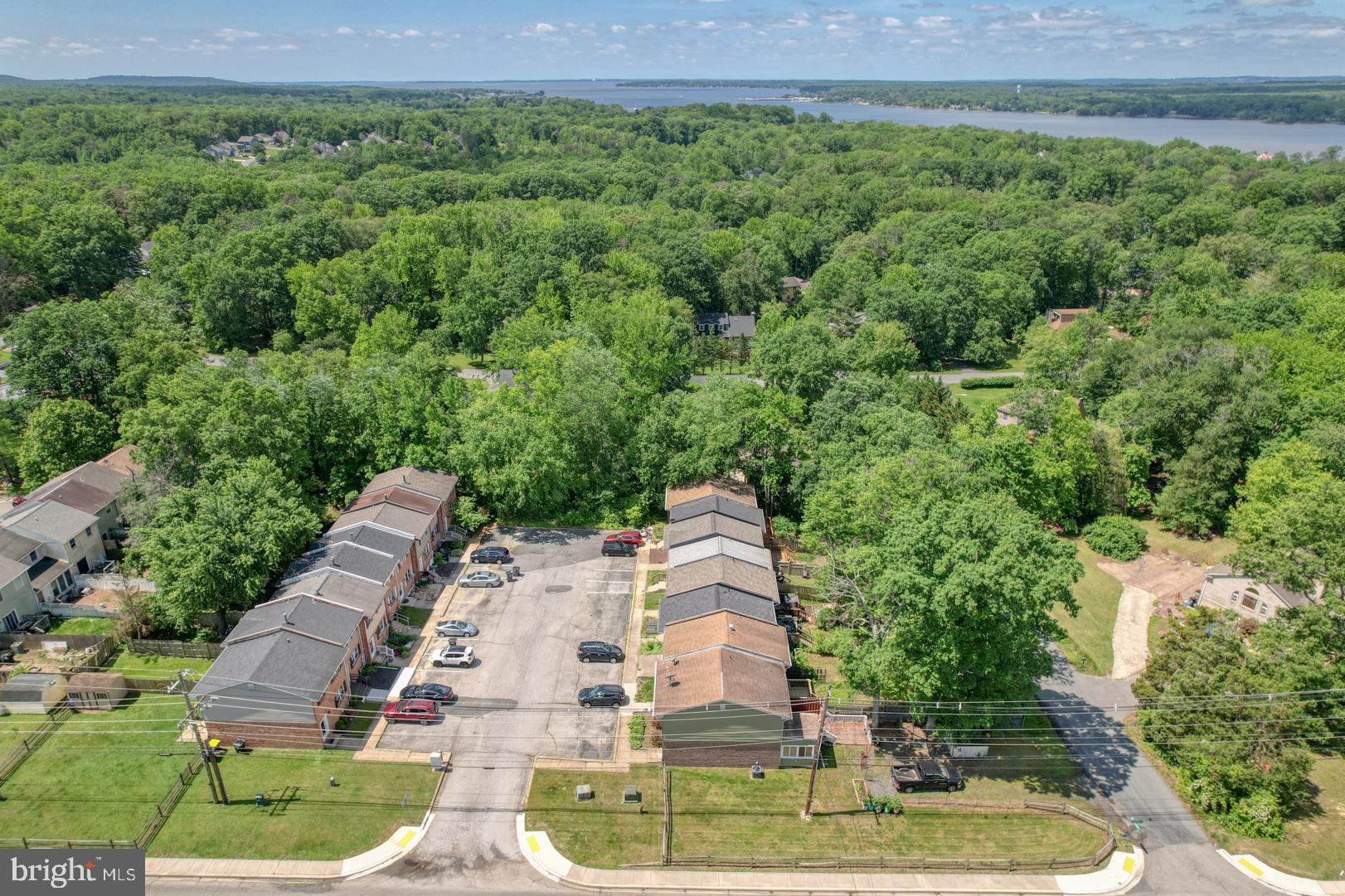CAPTAINS GATE TOWNHOUSES - Residential