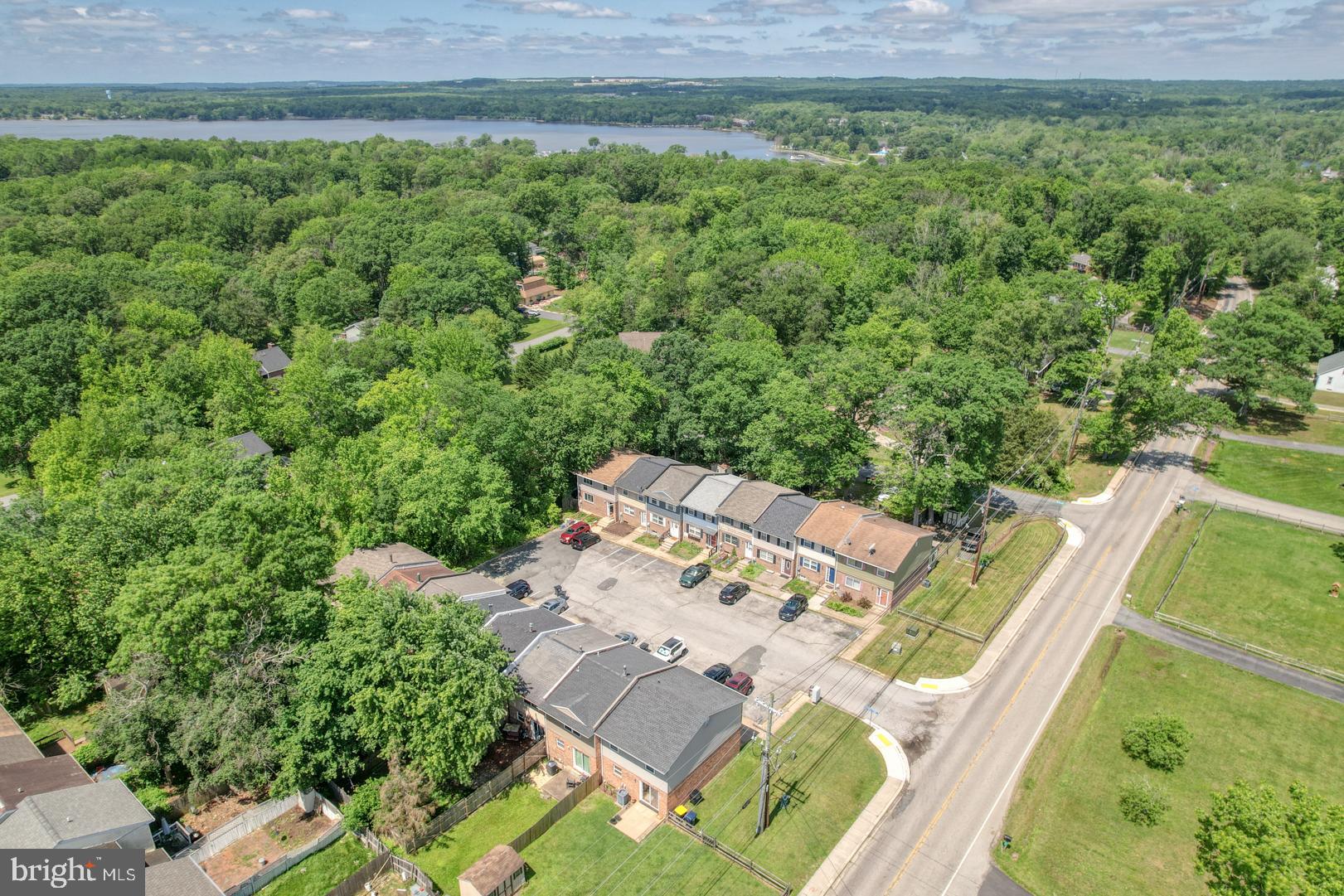 CAPTAINS GATE TOWNHOUSES - Residential