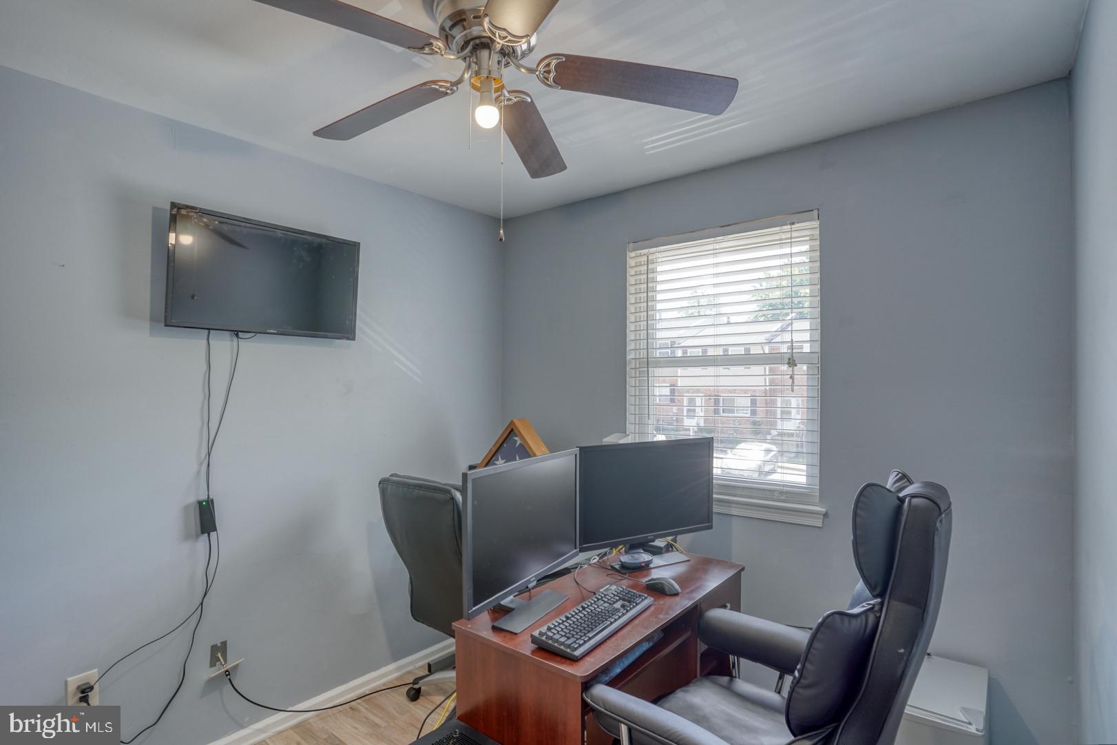 CAPTAINS GATE TOWNHOUSES - Residential