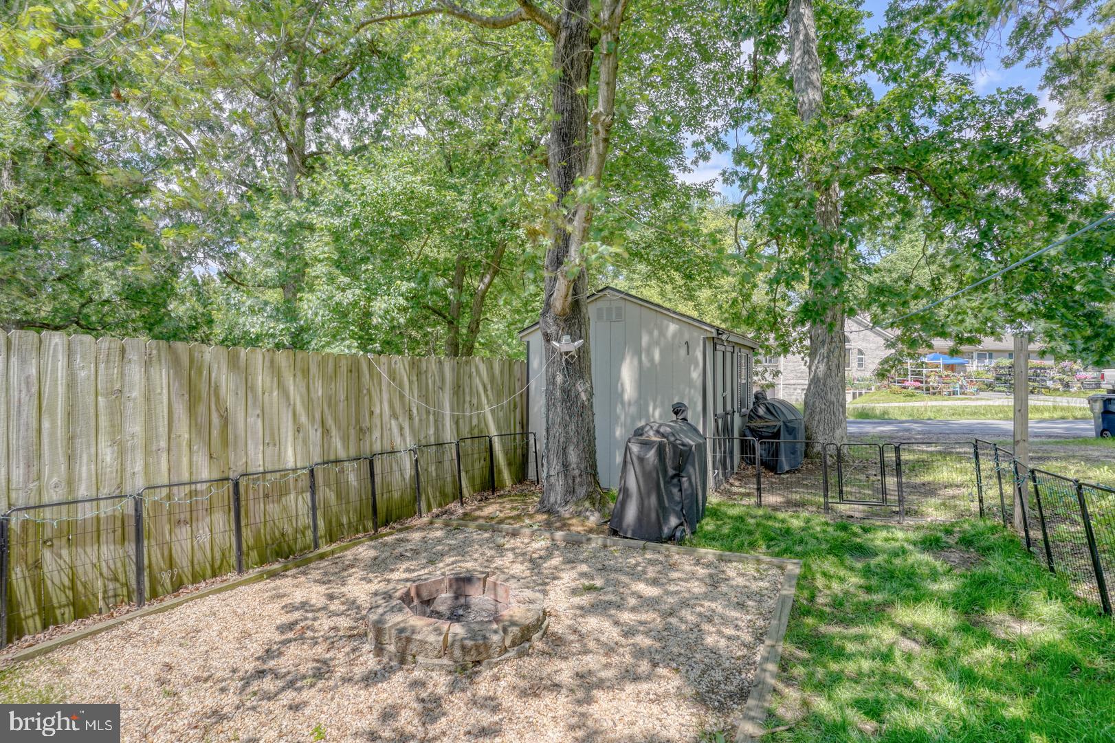 CAPTAINS GATE TOWNHOUSES - Residential