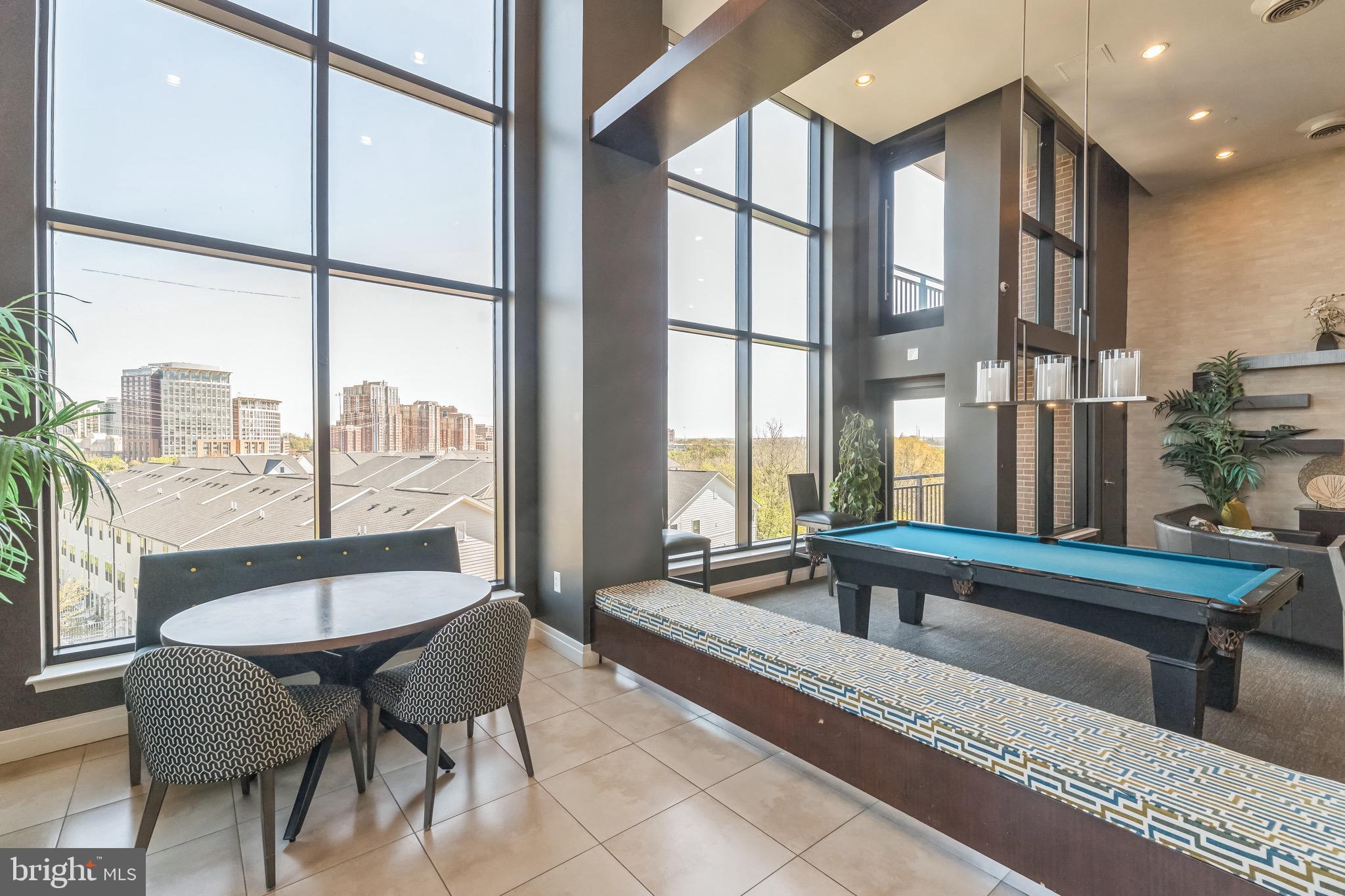 MIDTOWN ALEXANDRIA STATION CONDOMINIUM - Residential