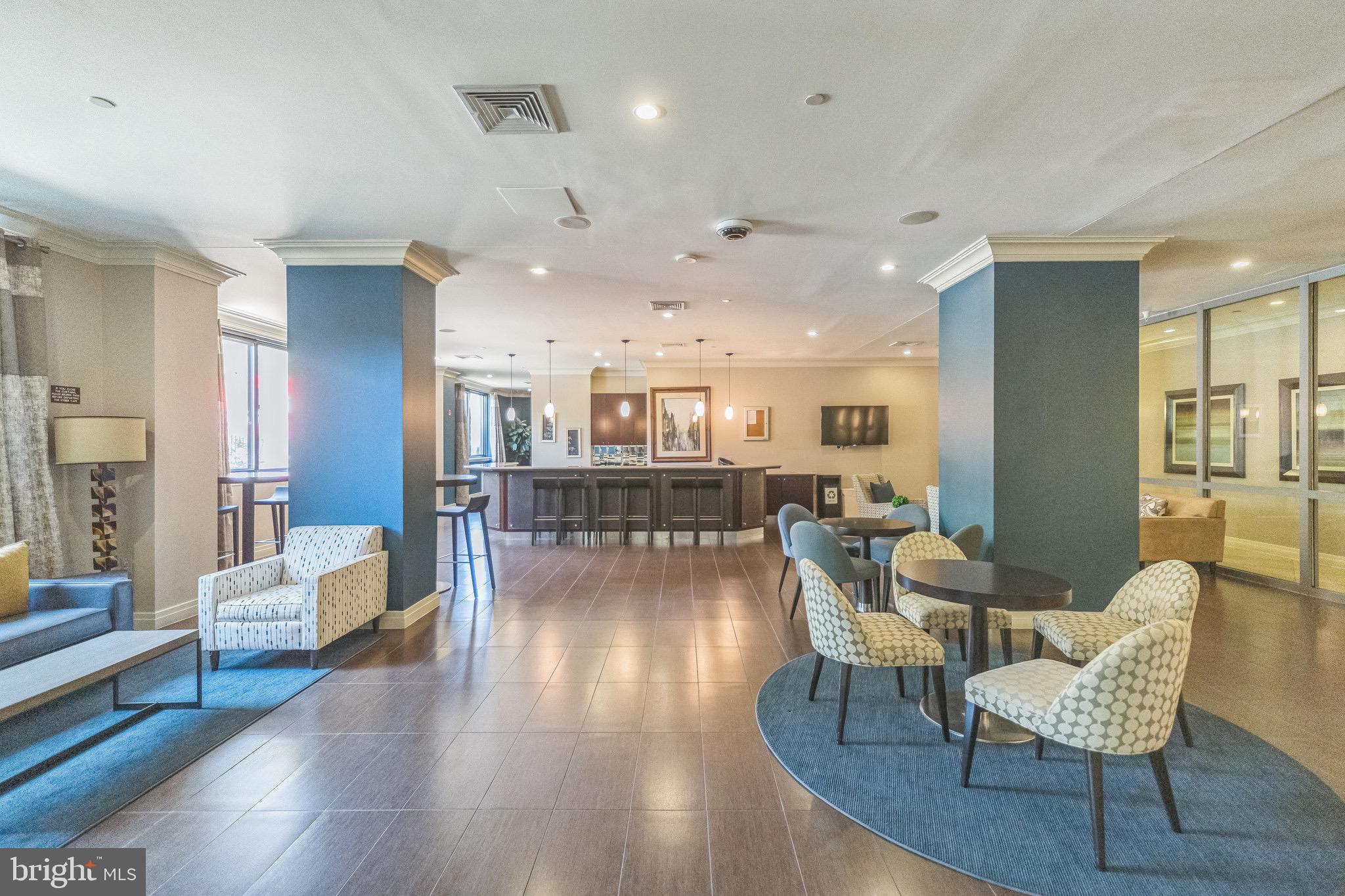 MIDTOWN ALEXANDRIA STATION CONDOMINIUM - Residential