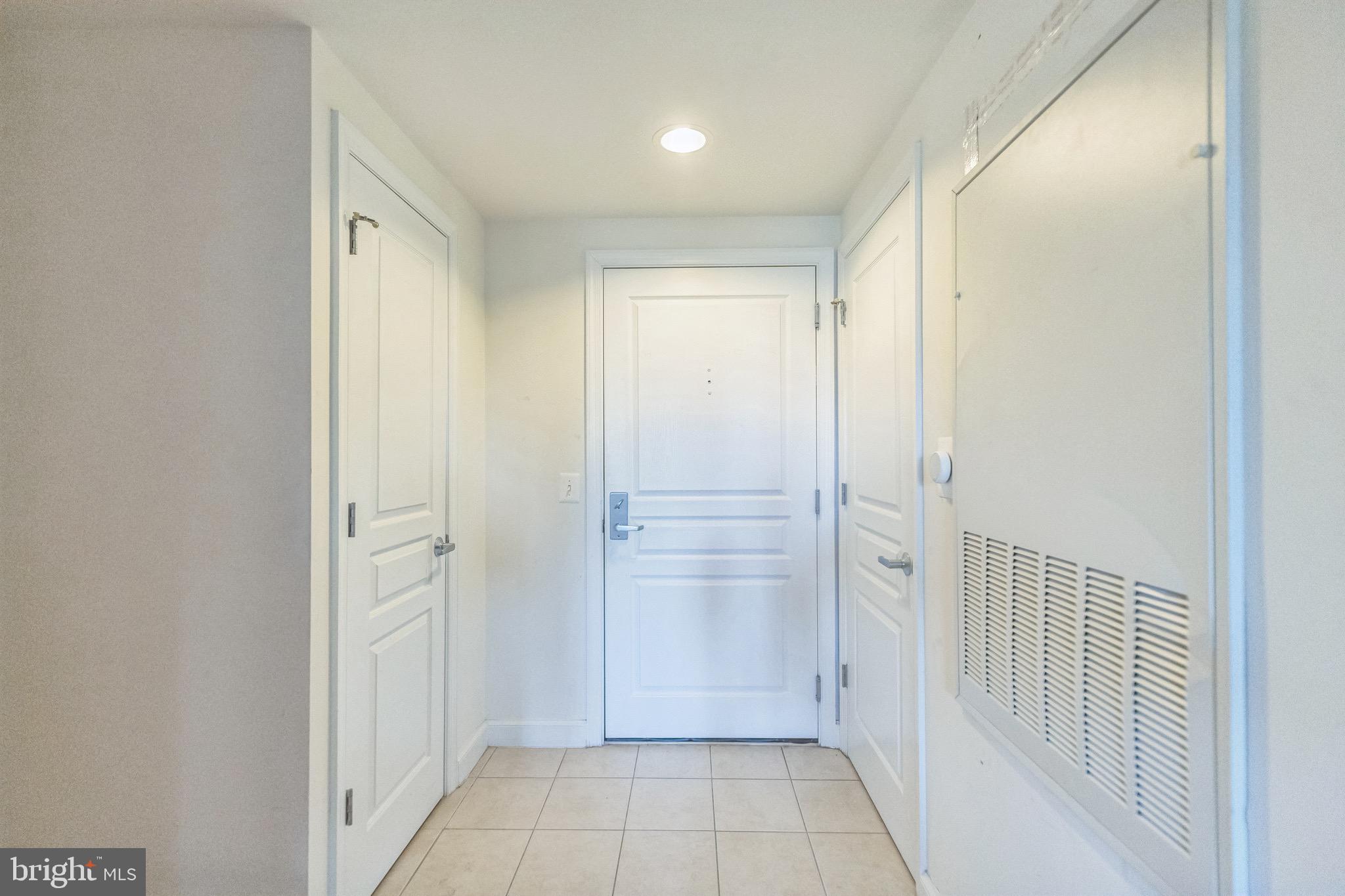 MIDTOWN ALEXANDRIA STATION CONDOMINIUM - Residential