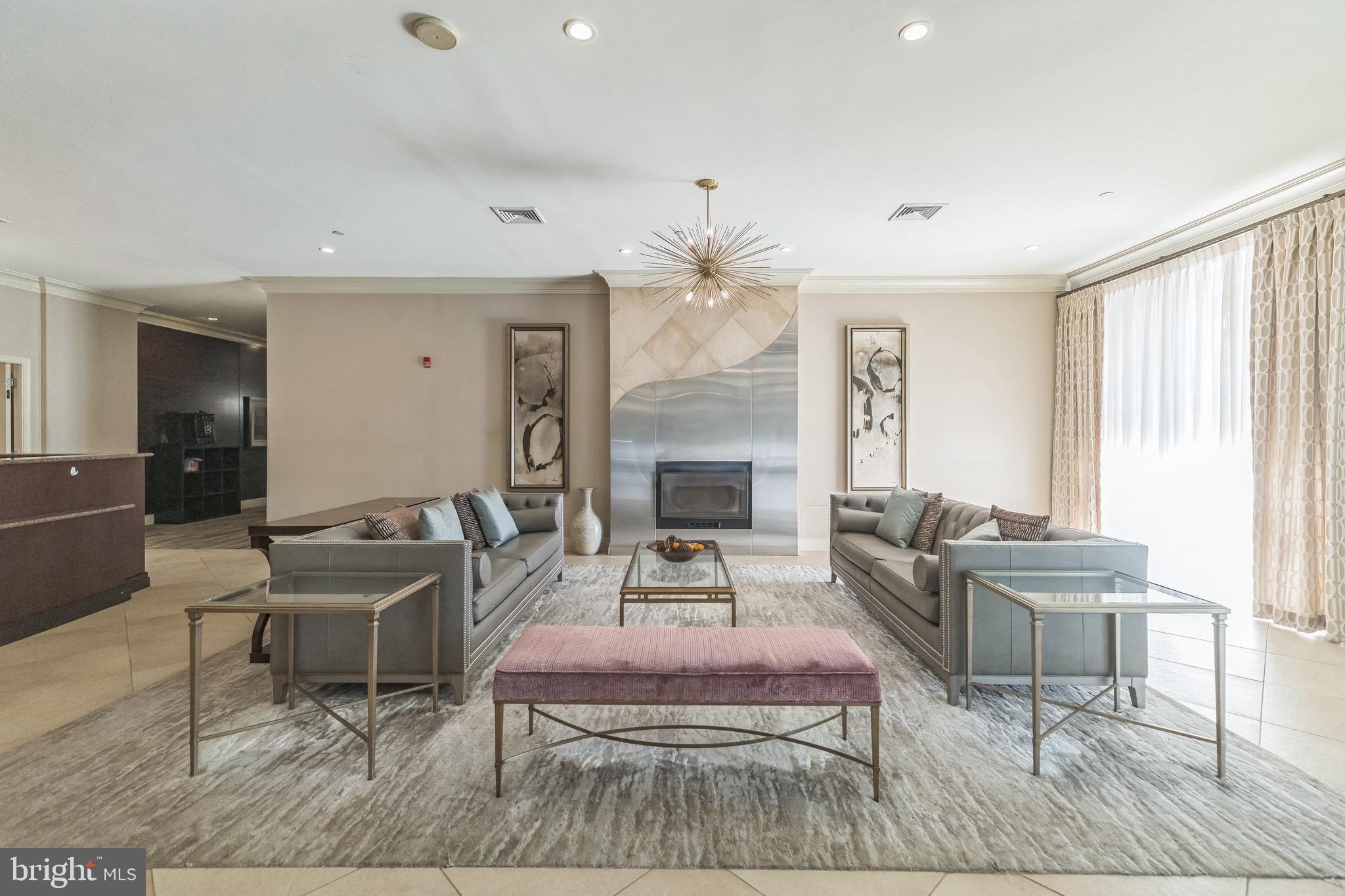 MIDTOWN ALEXANDRIA STATION CONDOMINIUM - Residential