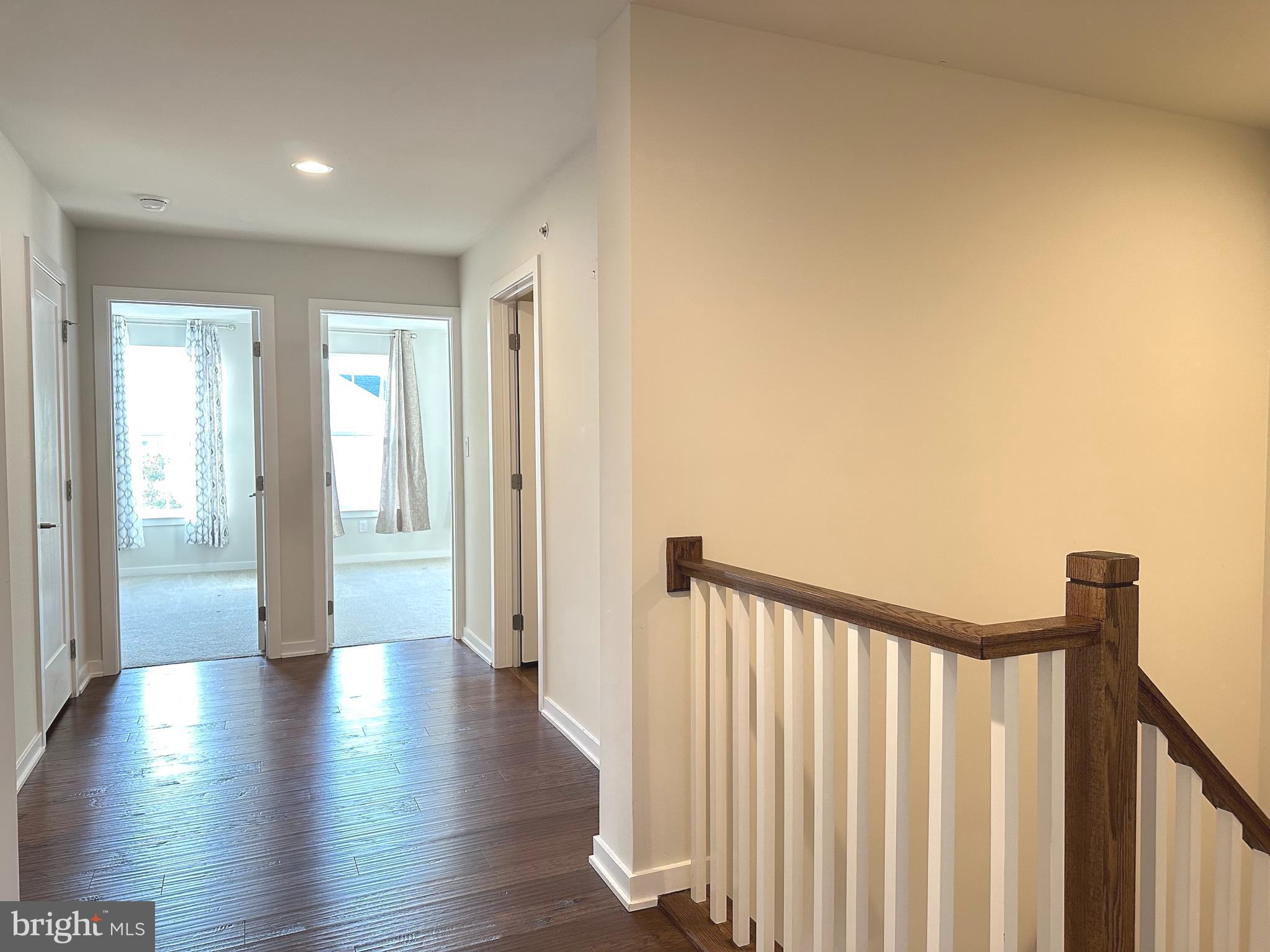 WALNUT CREEK AT MONT - Residential