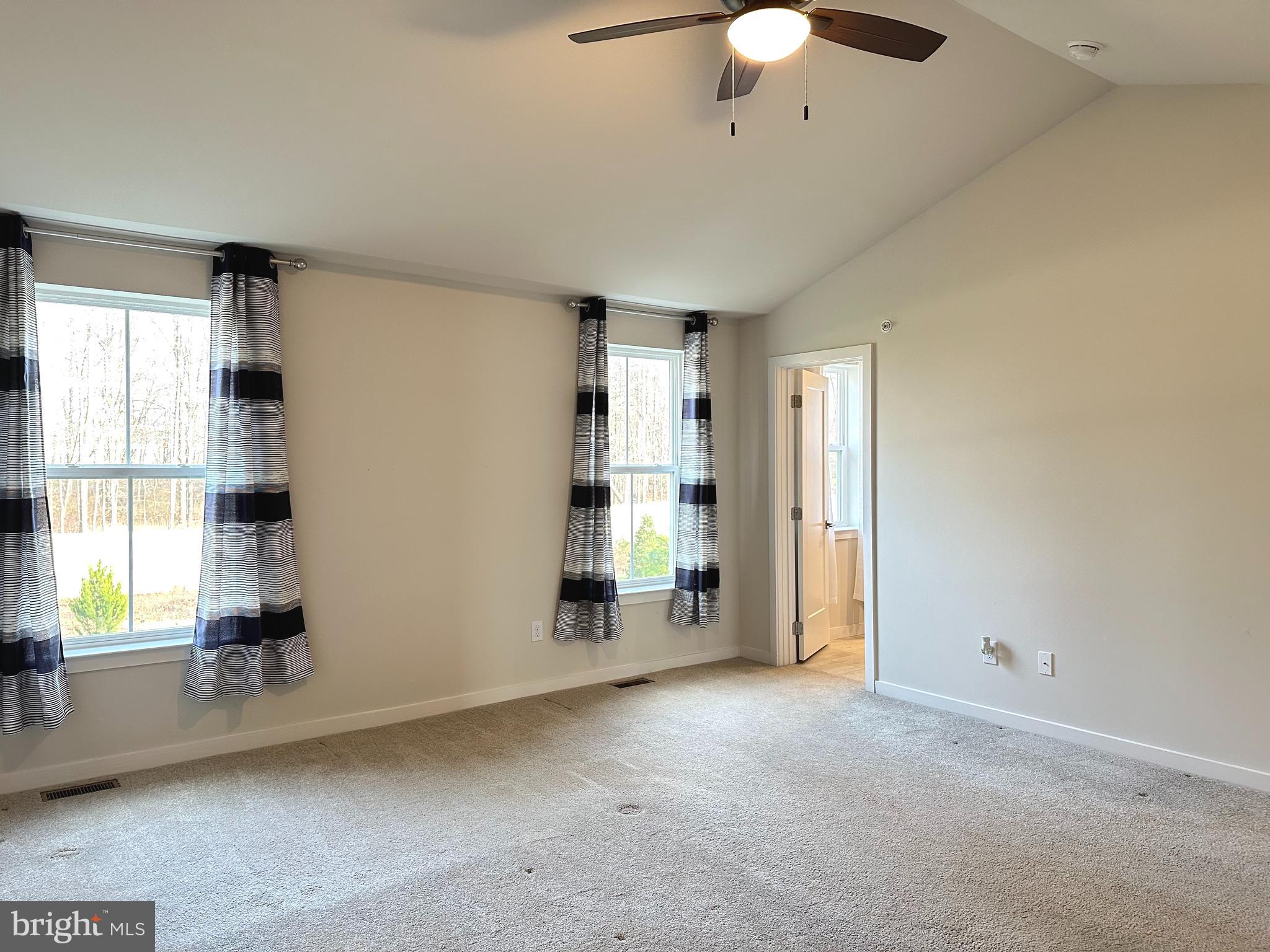 WALNUT CREEK AT MONT - Residential