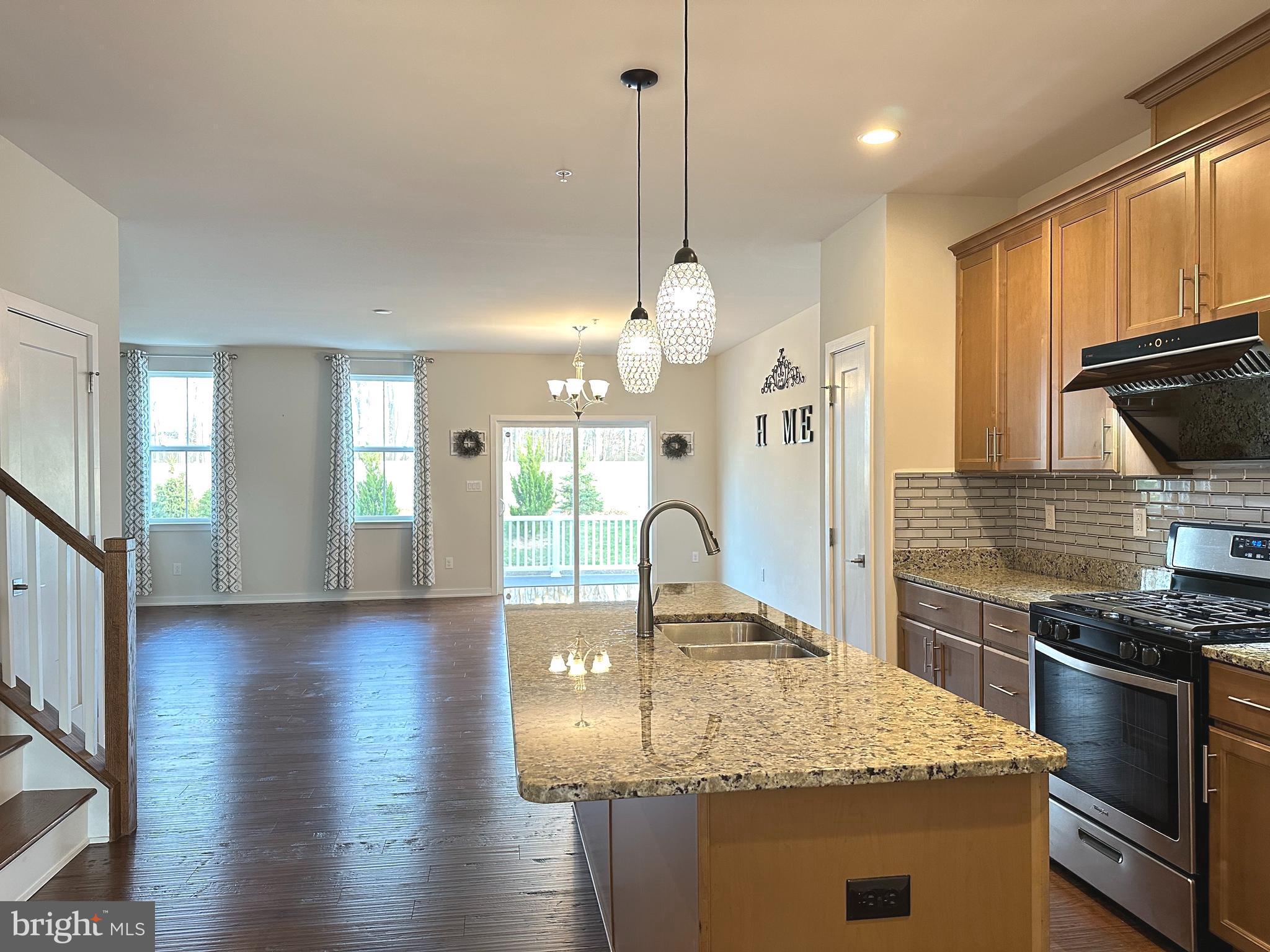 WALNUT CREEK AT MONT - Residential