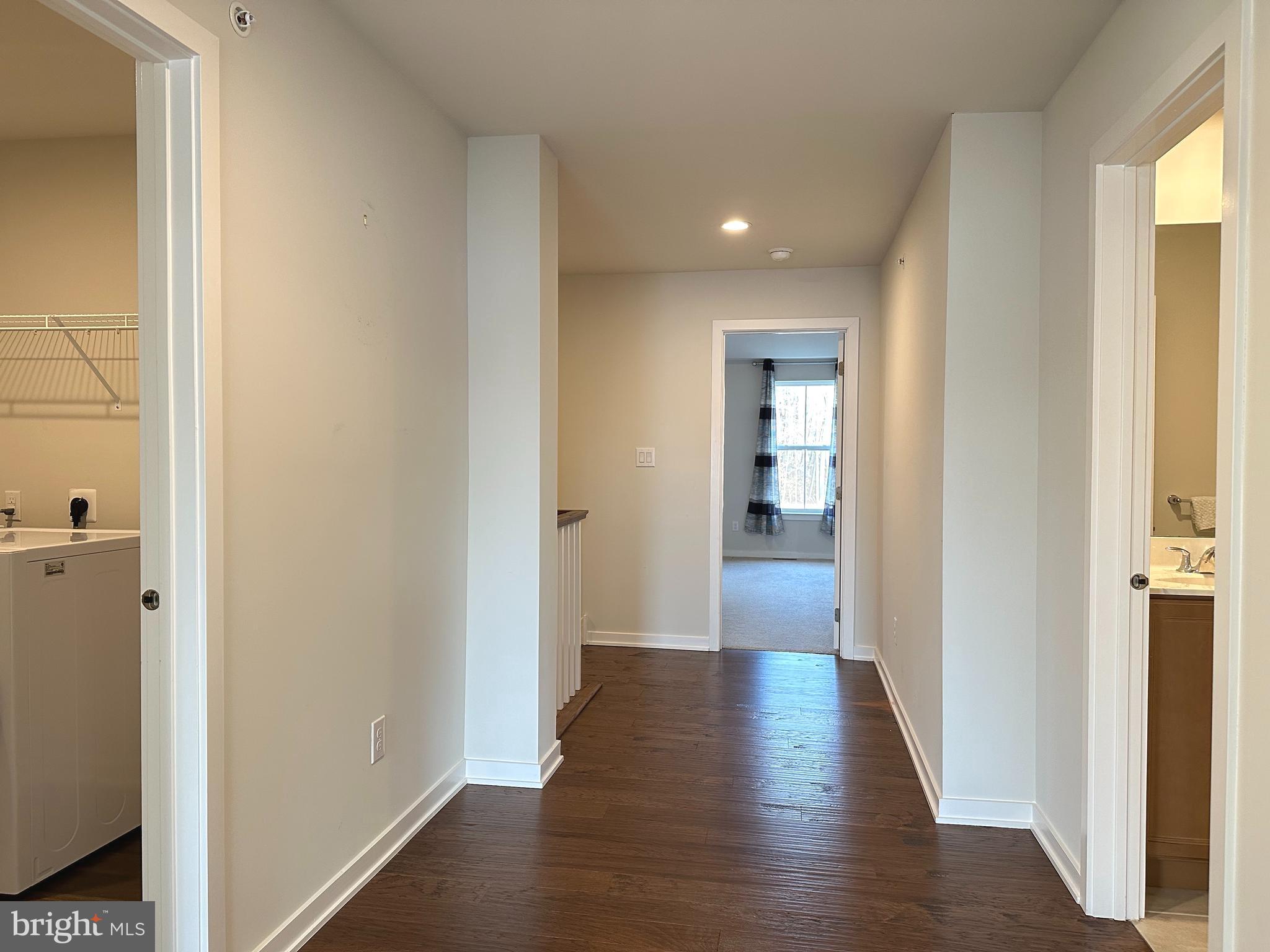 WALNUT CREEK AT MONT - Residential