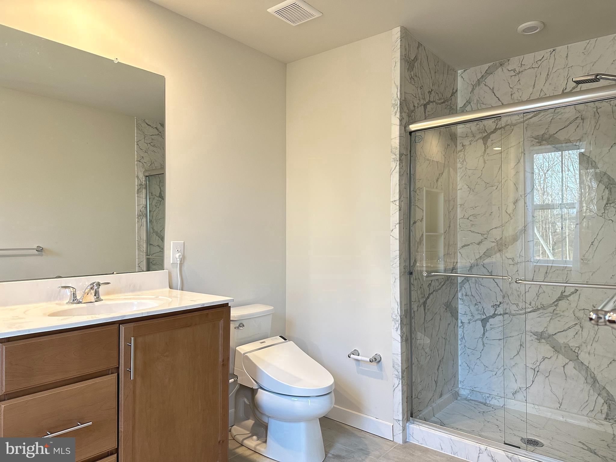 WALNUT CREEK AT MONT - Residential