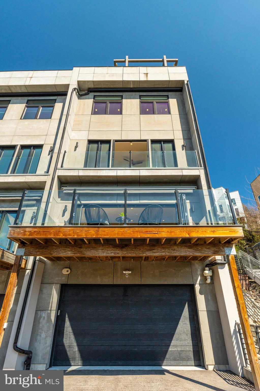 MANAYUNK - Residential