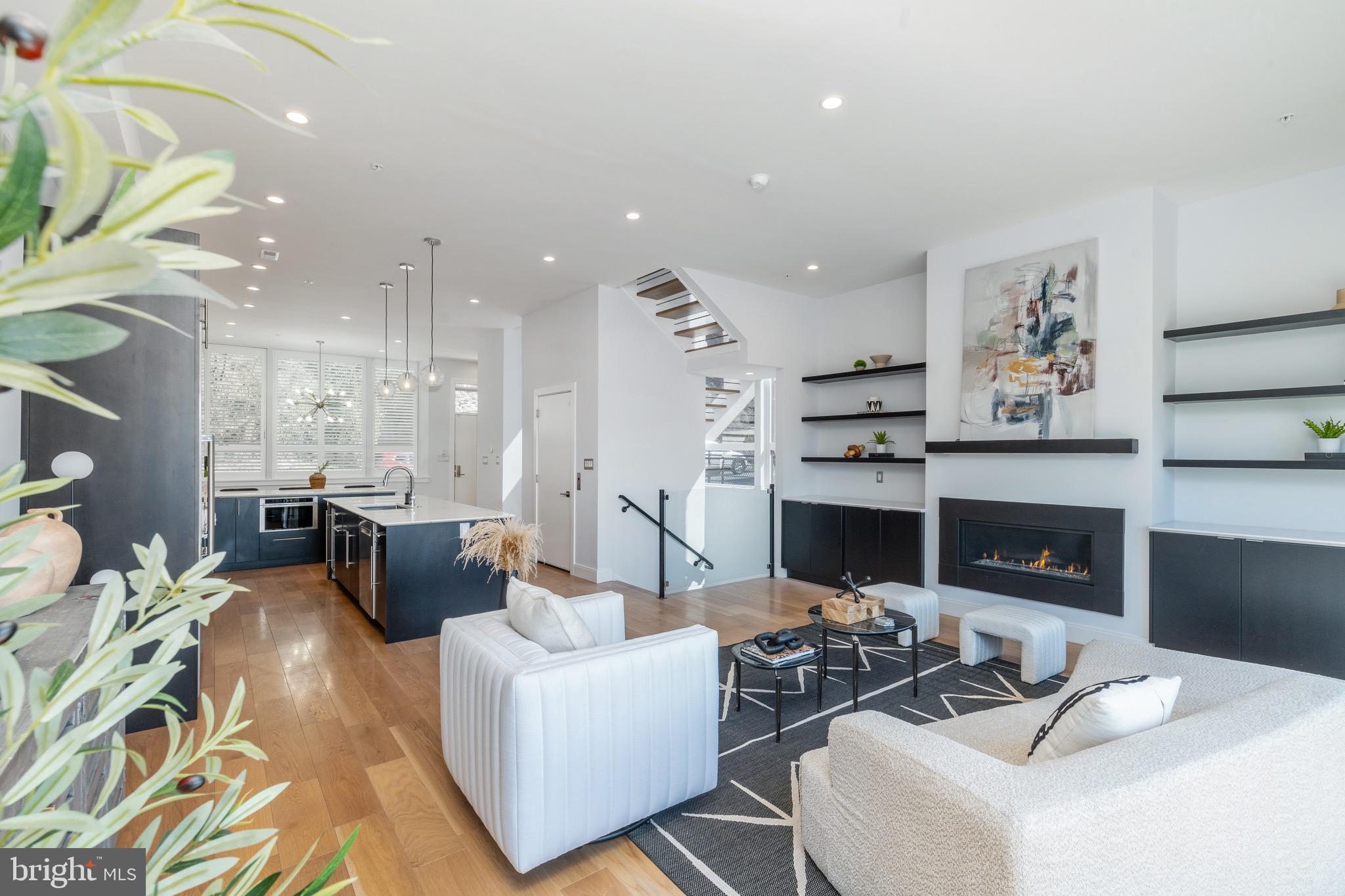 MANAYUNK - Residential