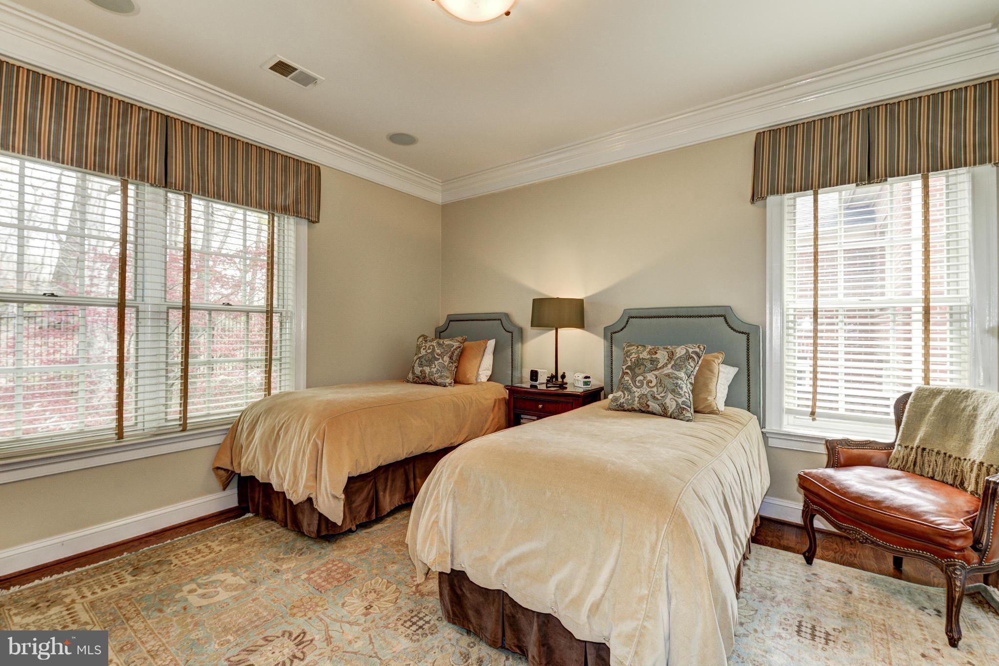 GEORGETOWN - Residential
