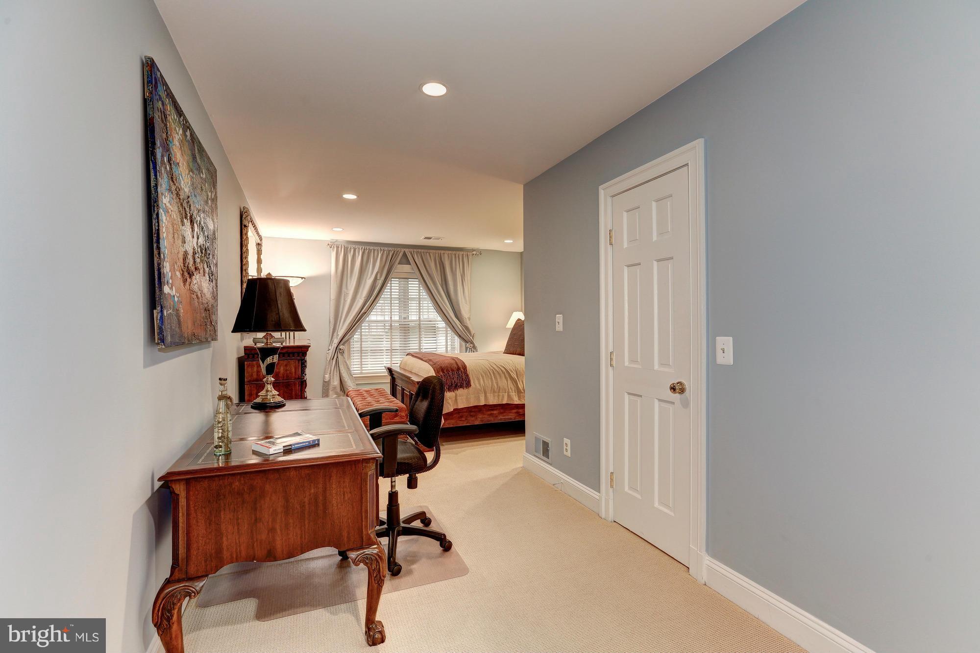 GEORGETOWN - Residential
