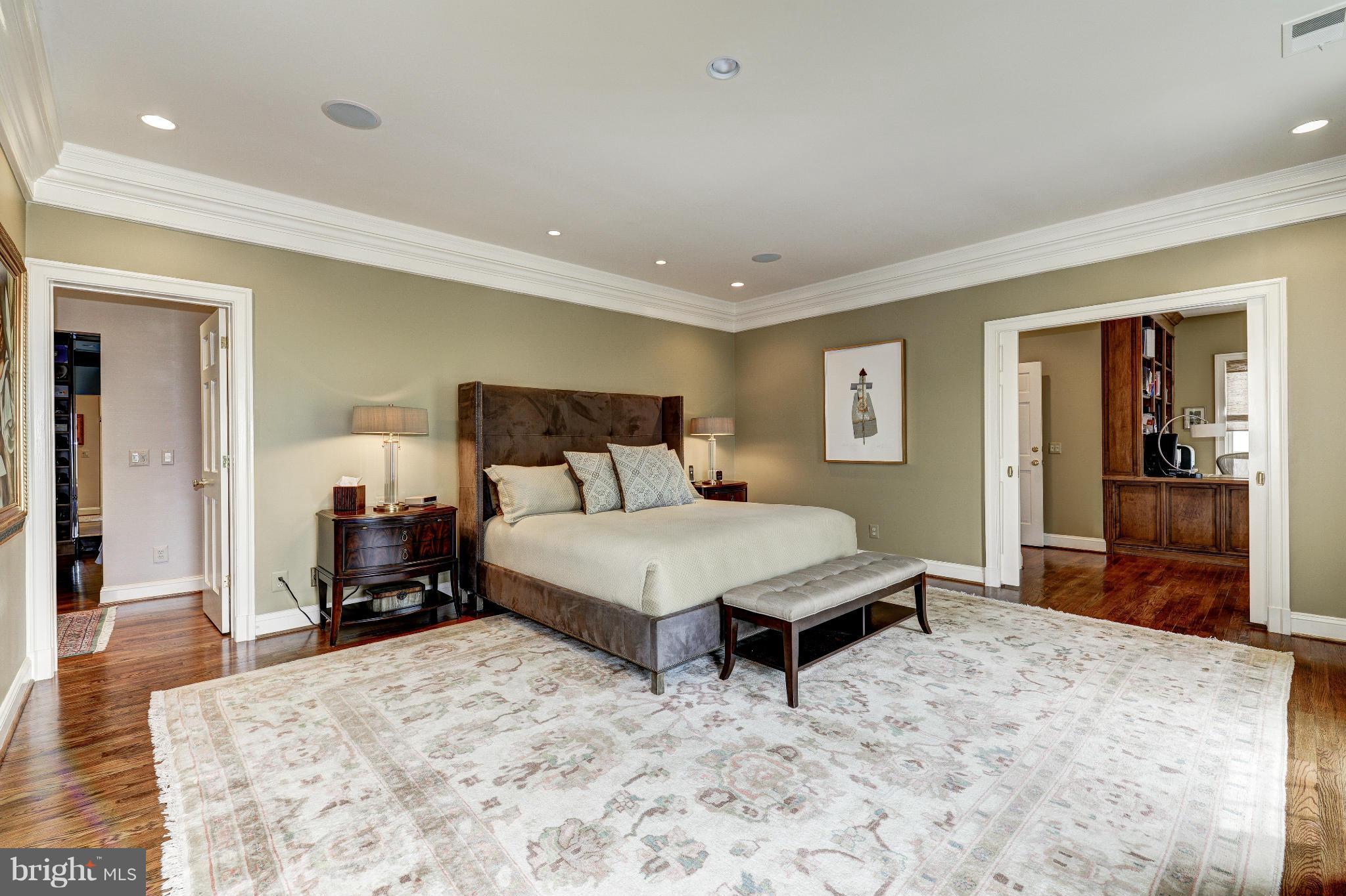 GEORGETOWN - Residential