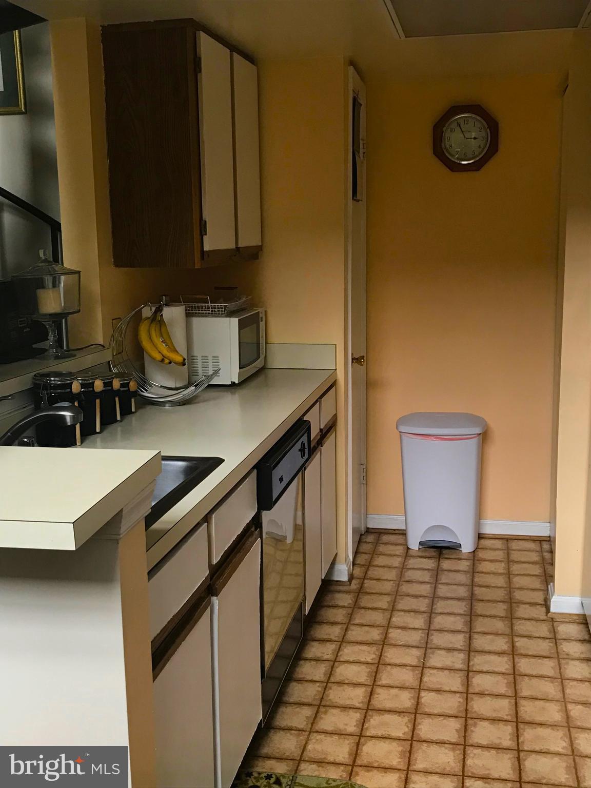 VISTAS AT LAUREL LAKES - Residential