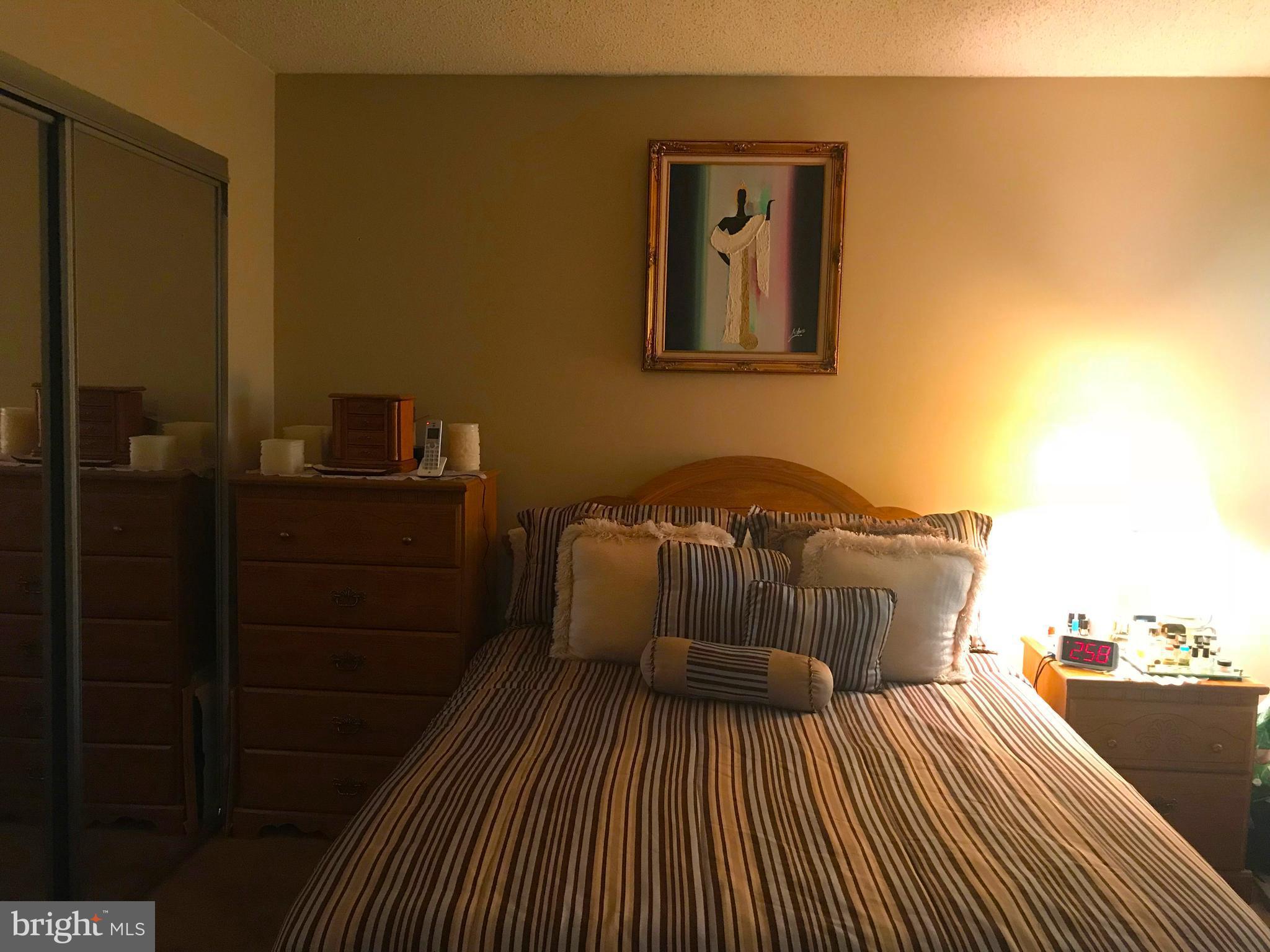 VISTAS AT LAUREL LAKES - Residential