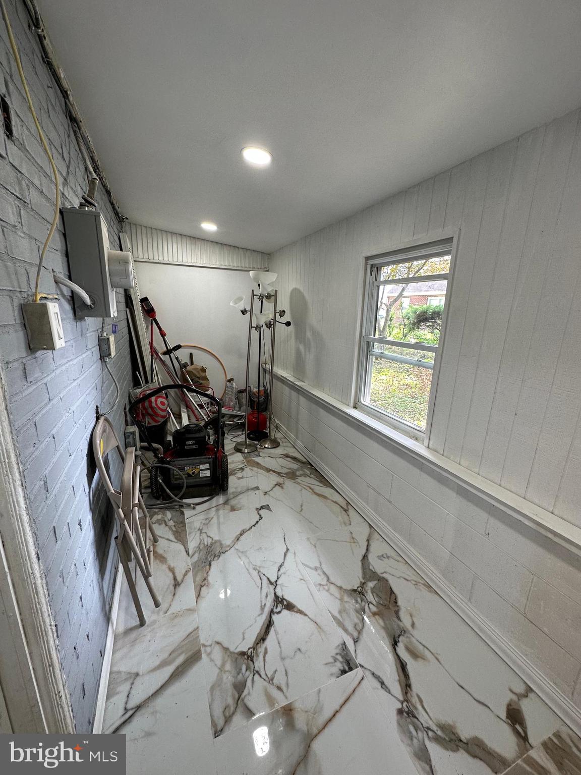 SOMERTON - Residential Lease