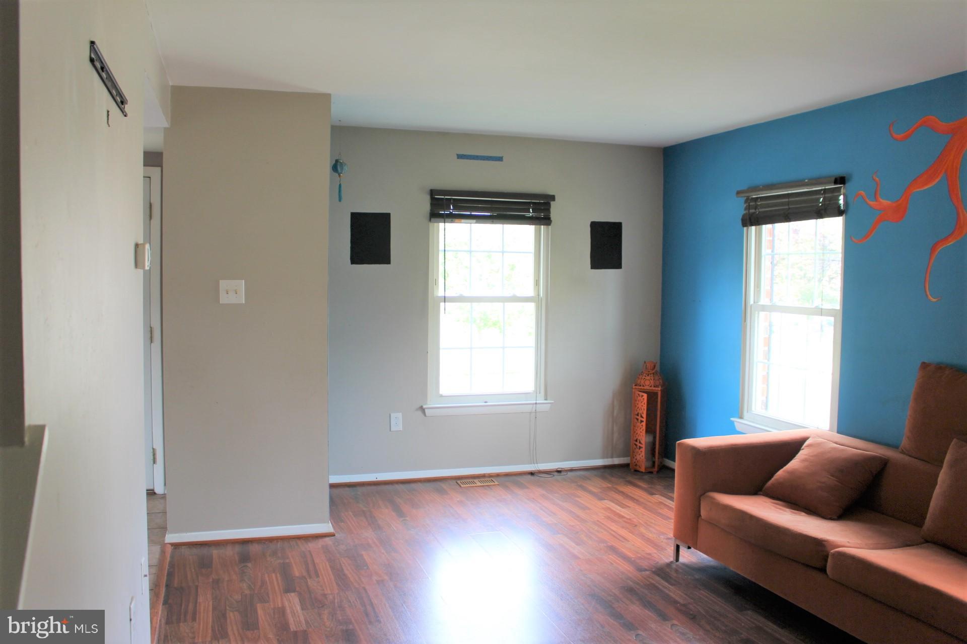 ELIZABETHS LANDING - Residential