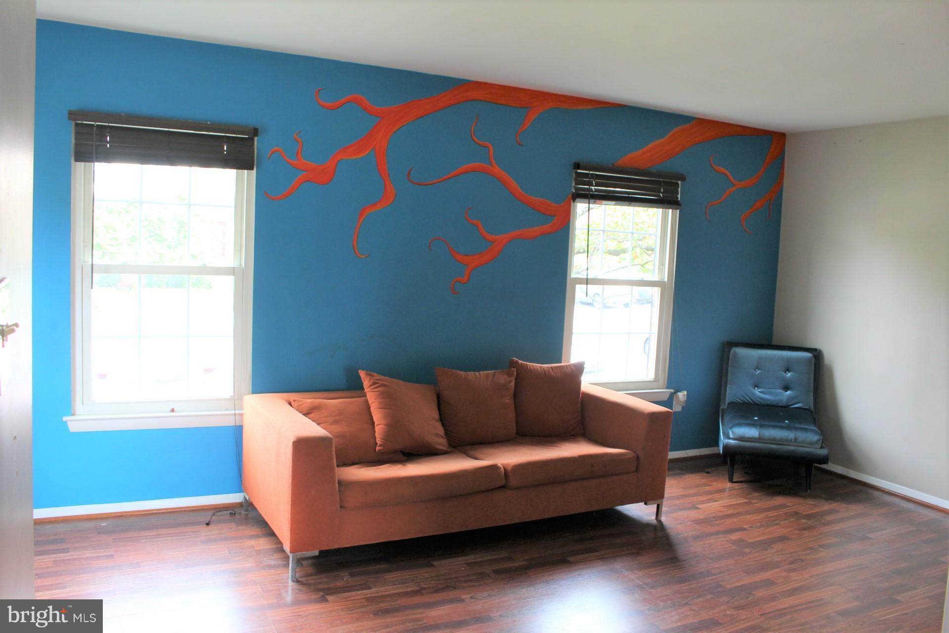 ELIZABETHS LANDING - Residential