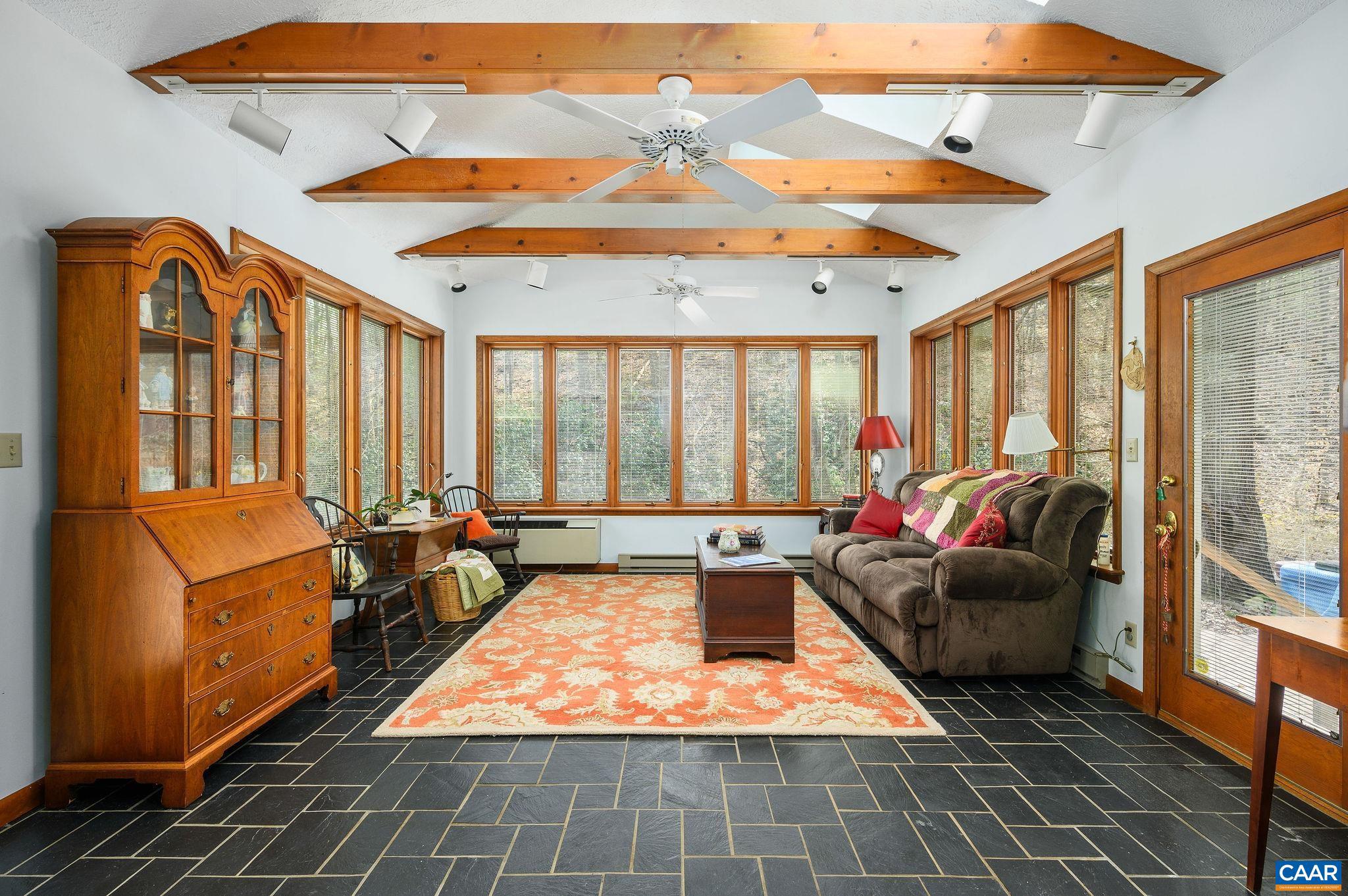 EDNAM FOREST - Residential