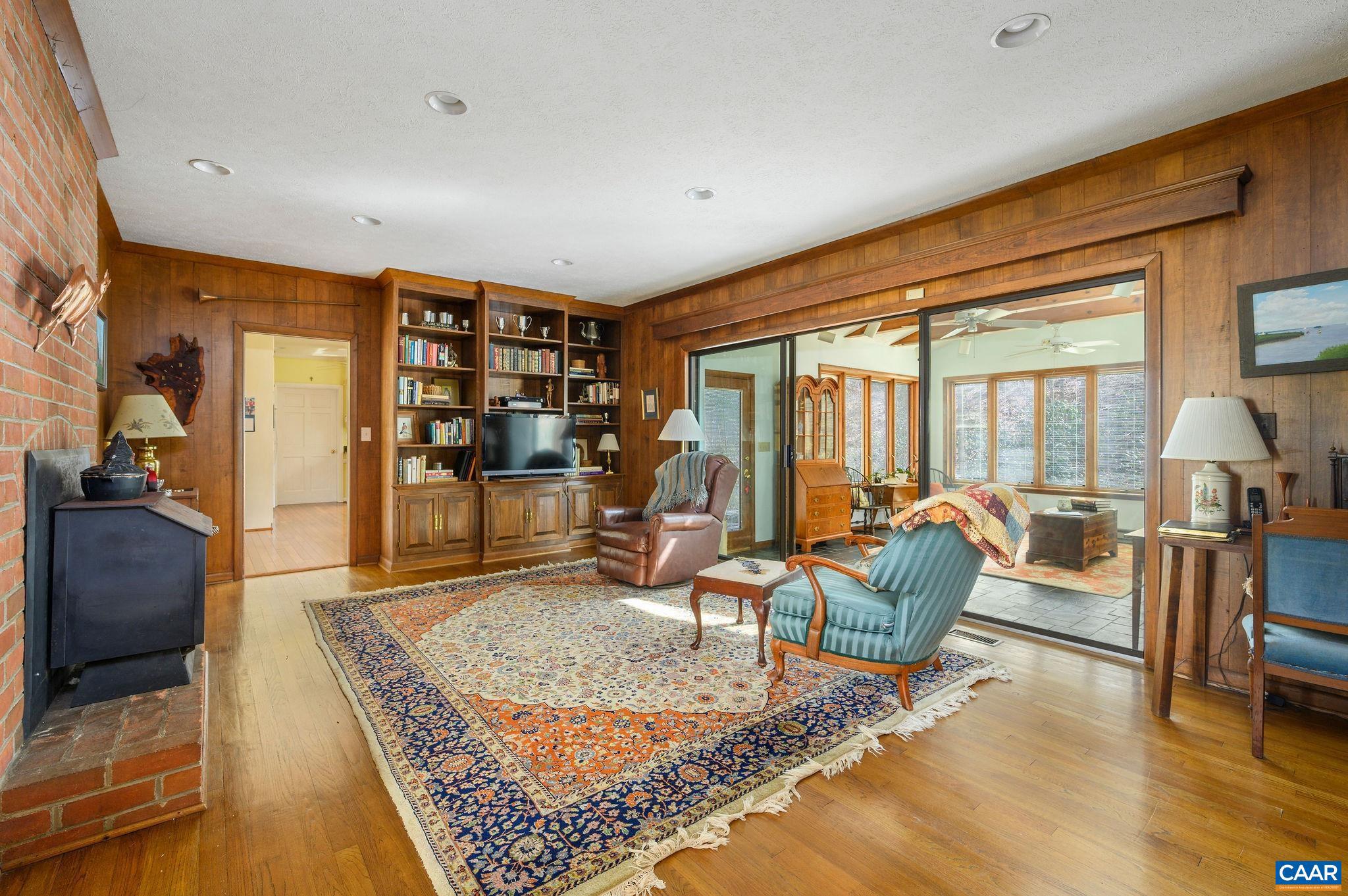 EDNAM FOREST - Residential