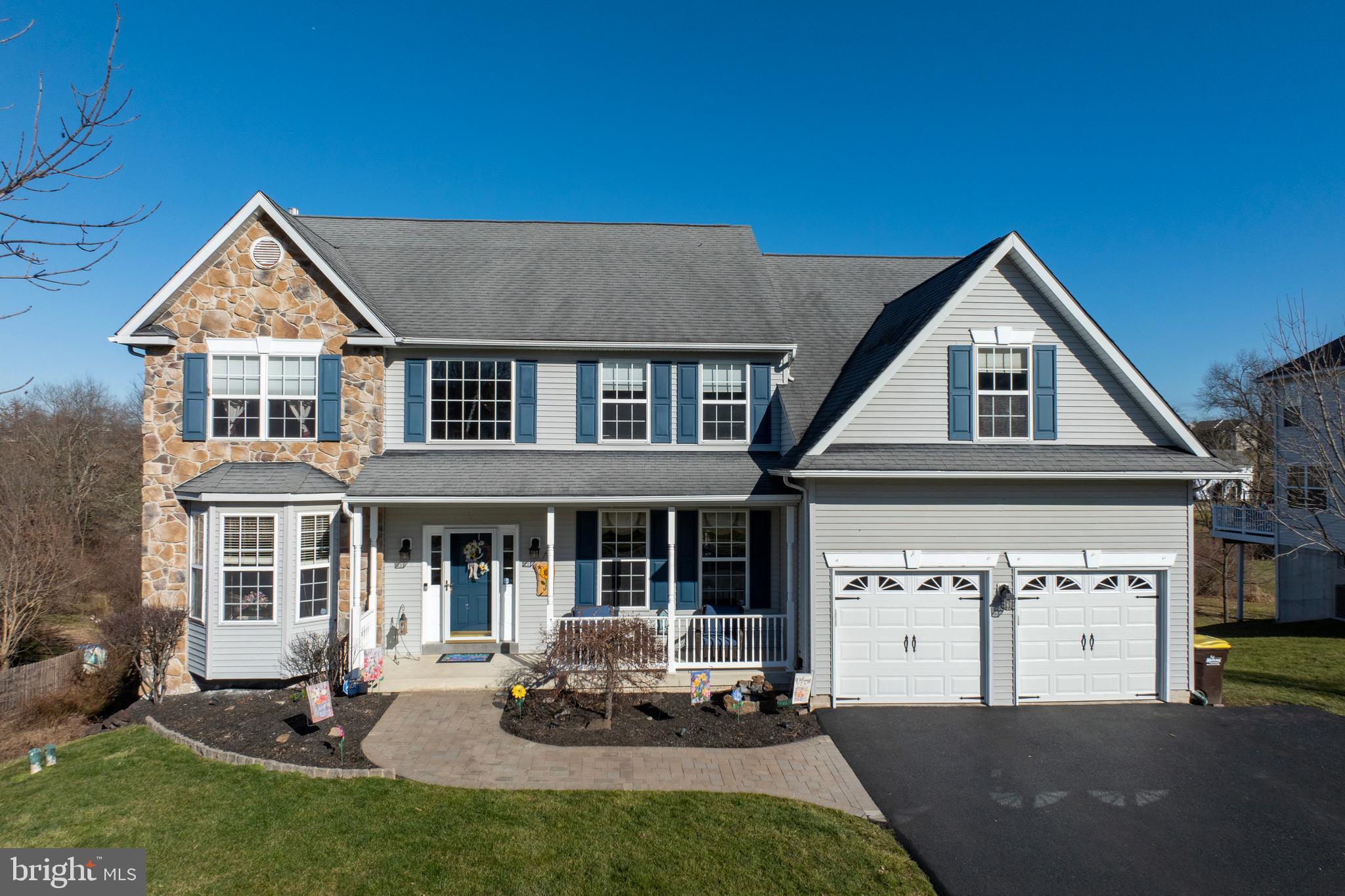 BELLA VISTA - Residential