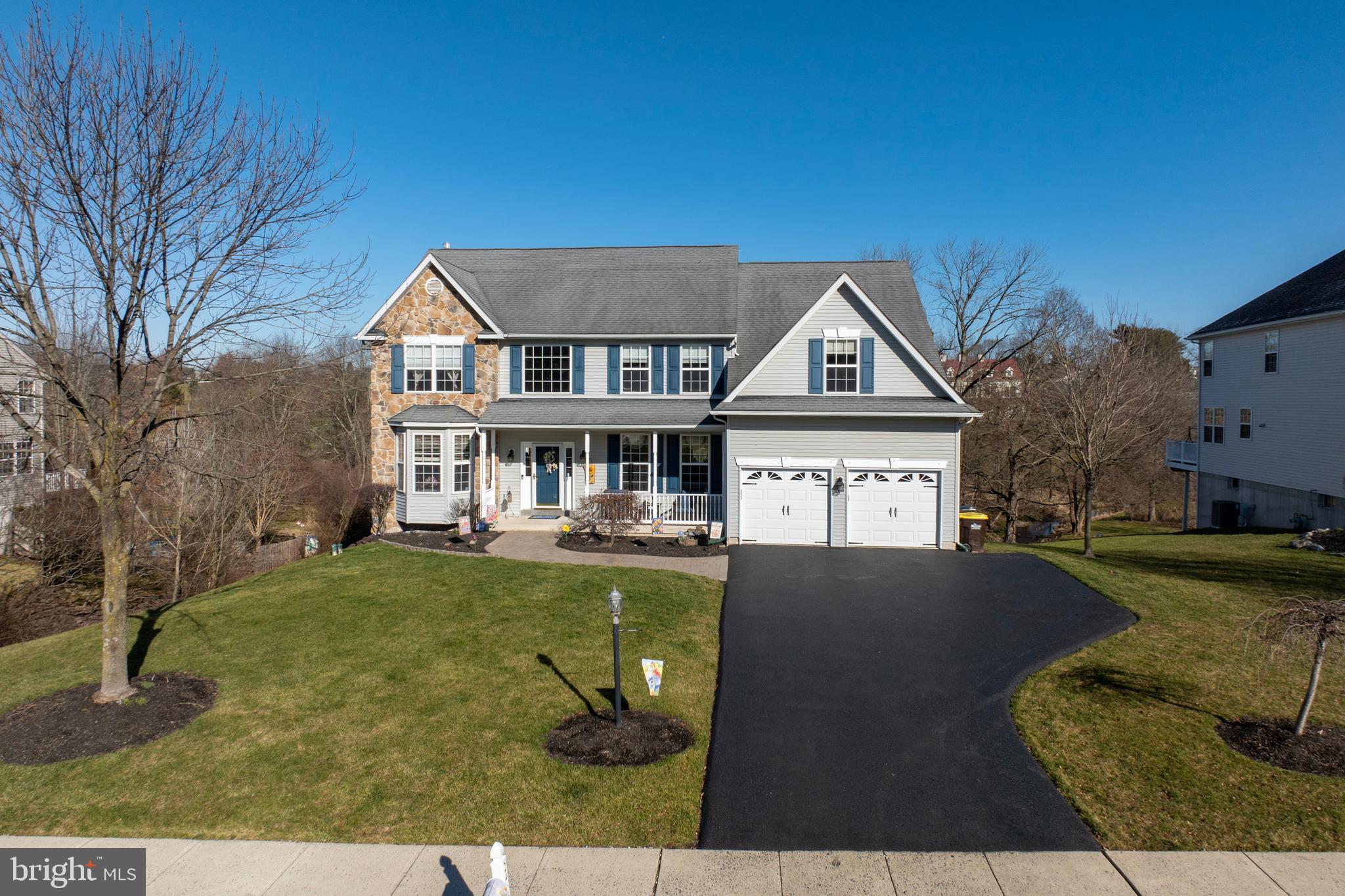 BELLA VISTA - Residential