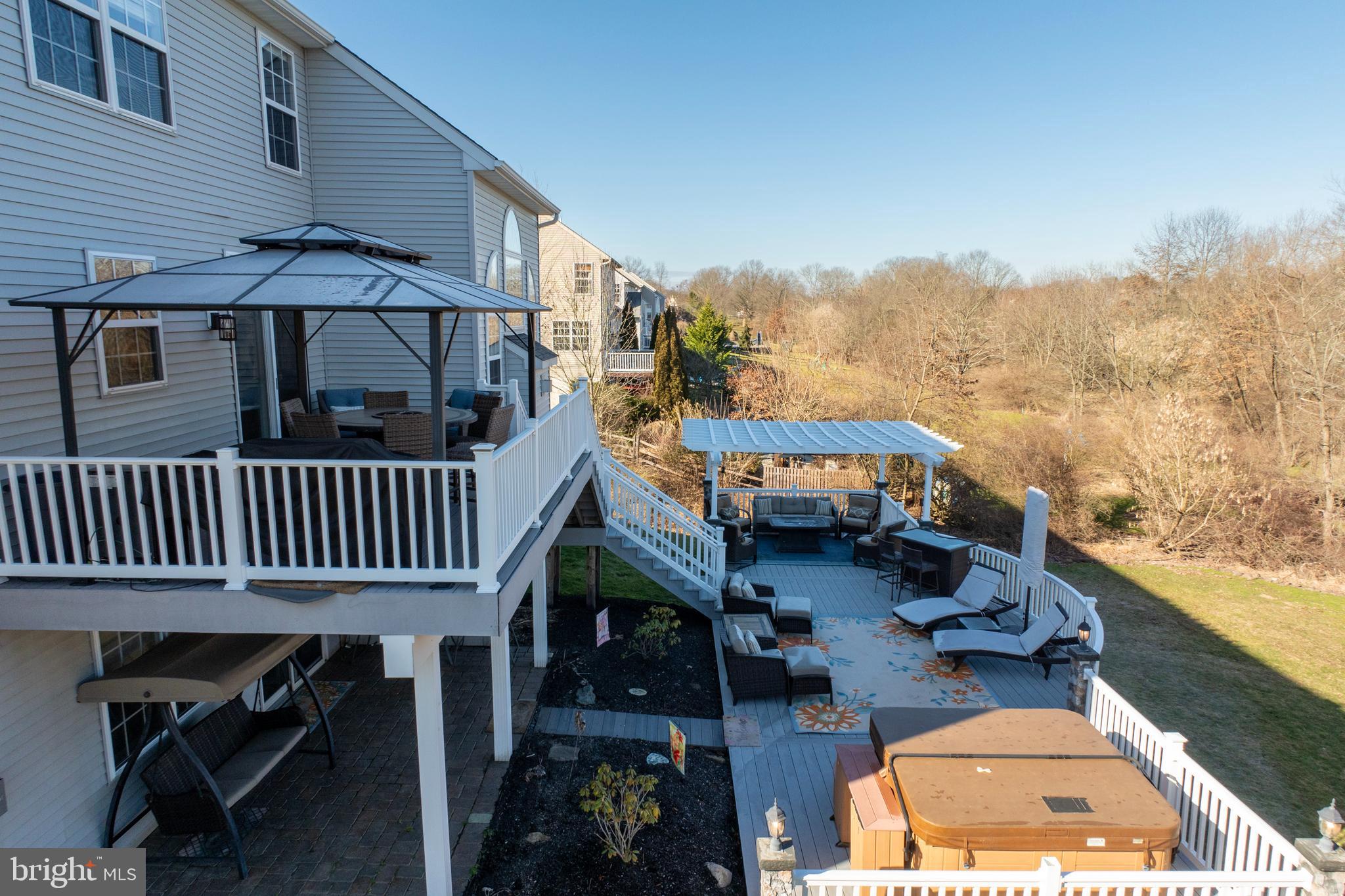 BELLA VISTA - Residential