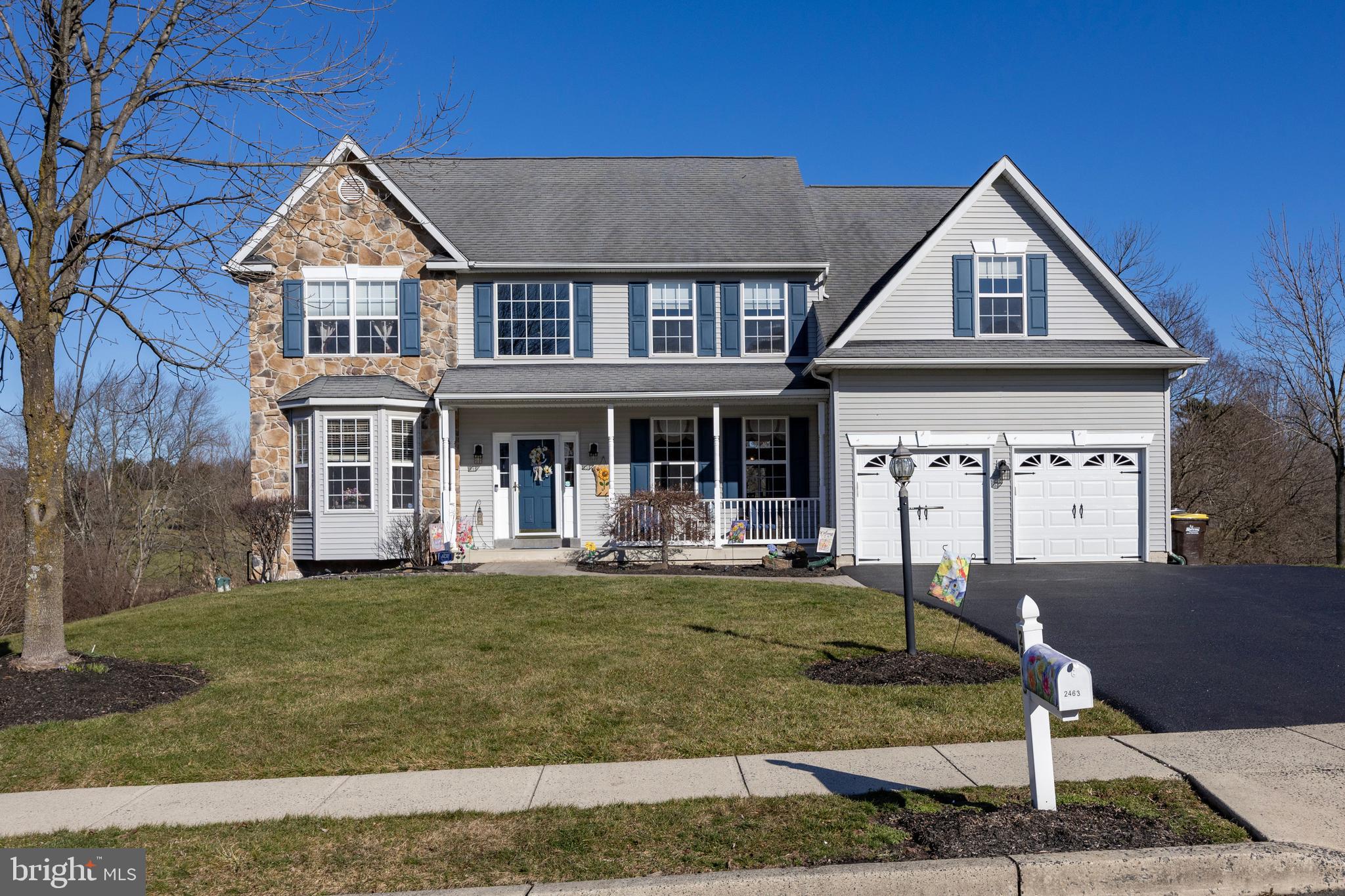 BELLA VISTA - Residential