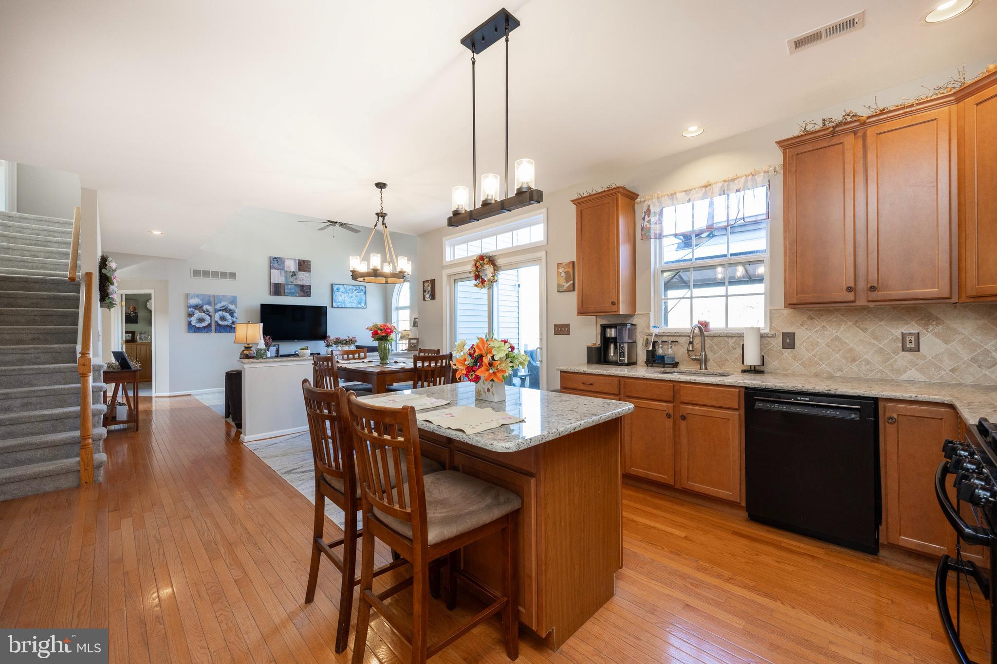 BELLA VISTA - Residential