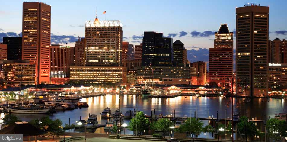 CREEKSIDE VILLAGE - Residential