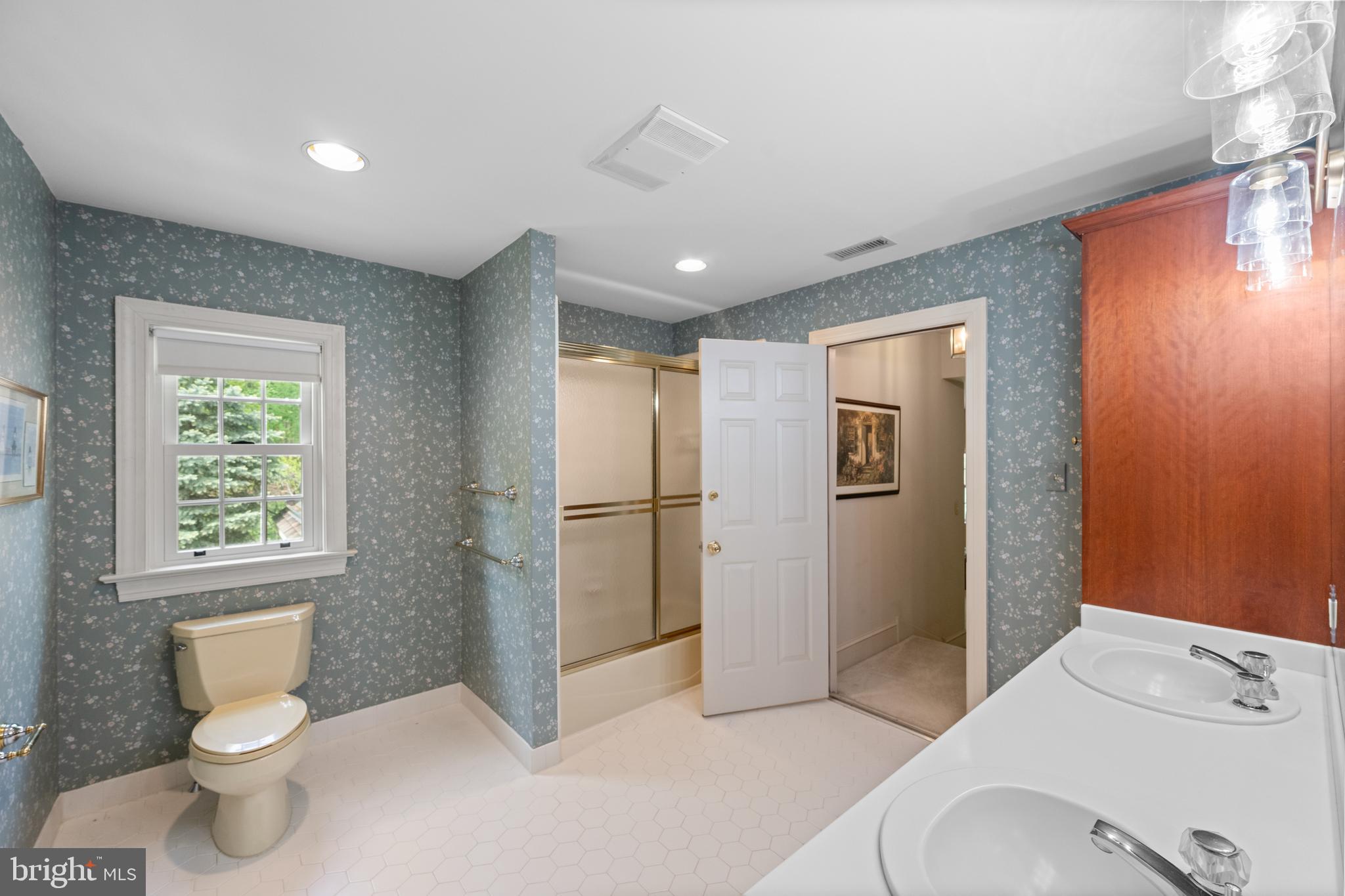 STERLING HEIGHTS - Residential