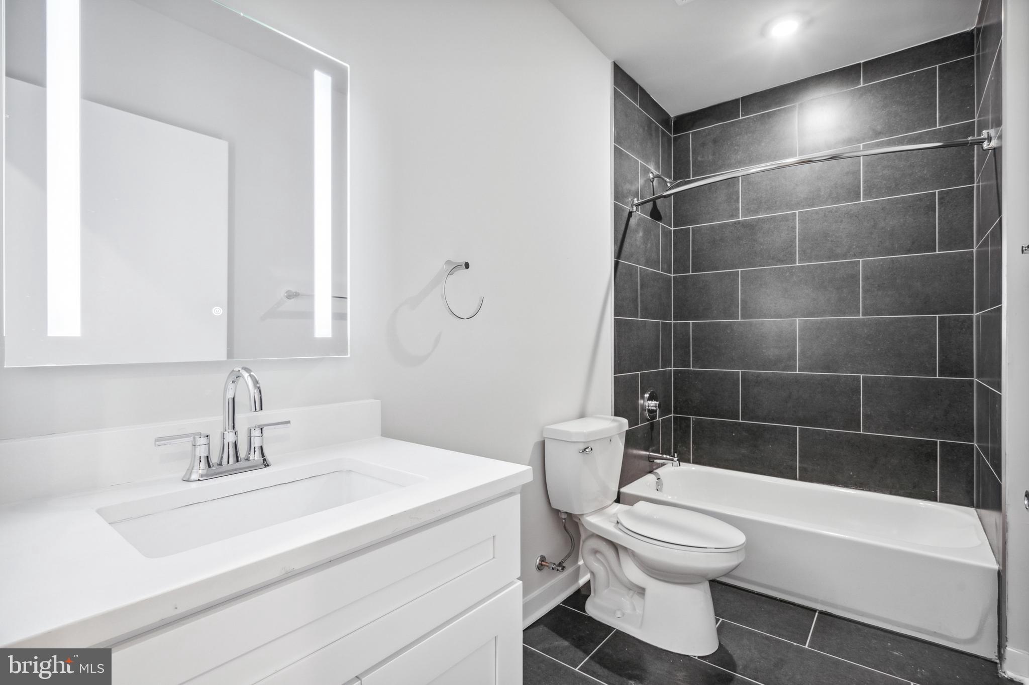 GRAYS FERRY - Residential Lease