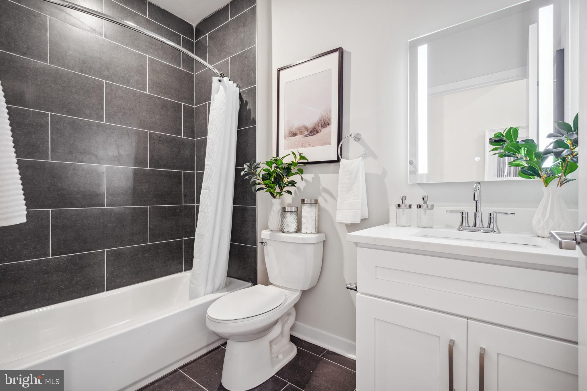 GRAYS FERRY - Residential Lease