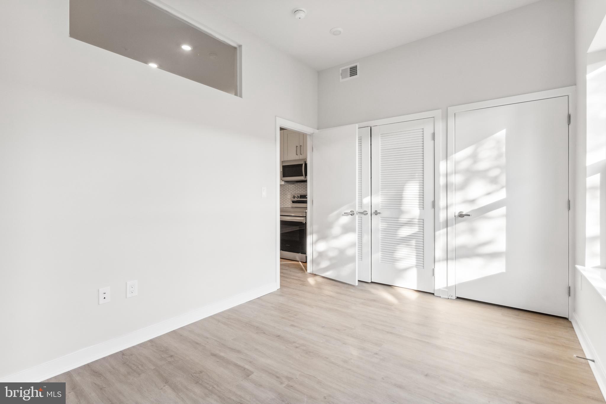 GRAYS FERRY - Residential Lease